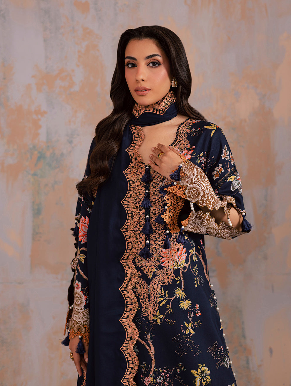 FLORA LINEN SHAWL COLLECTION