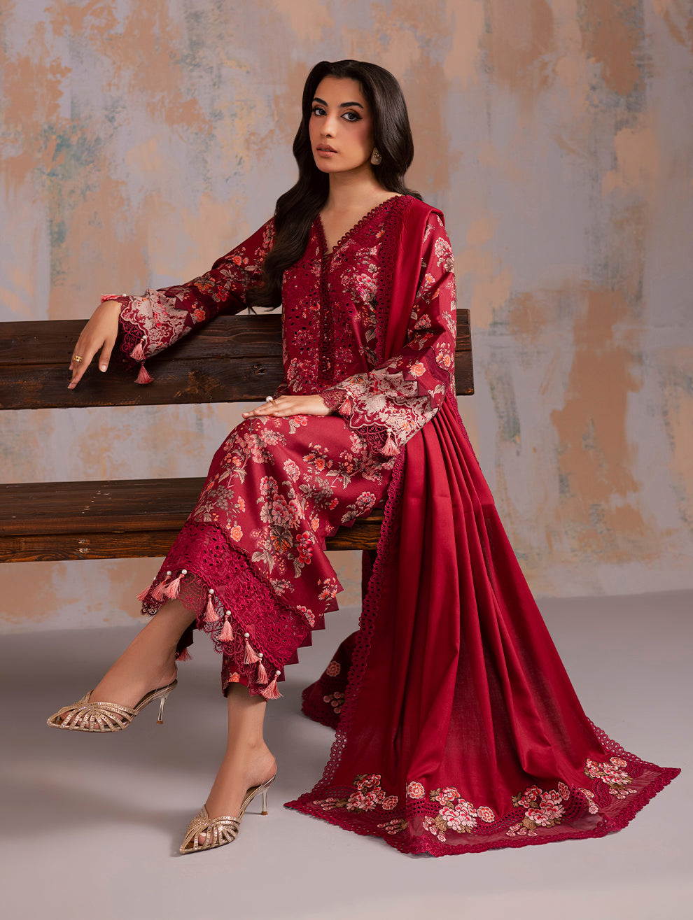 FLORA LINEN SHAWL COLLECTION