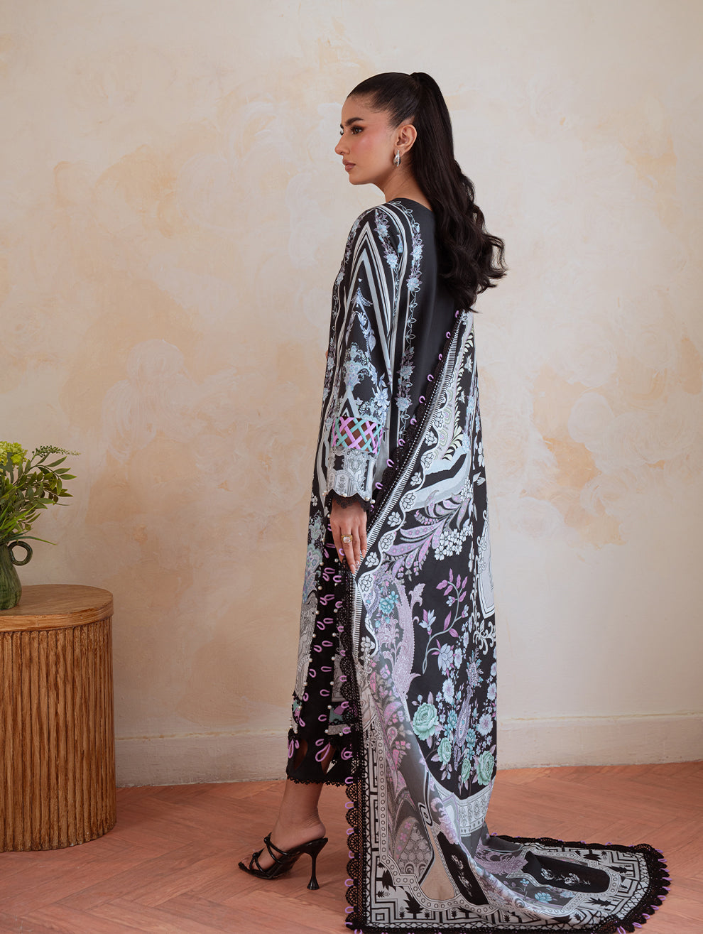 URBANE CAMBRIC PRINTS 2025