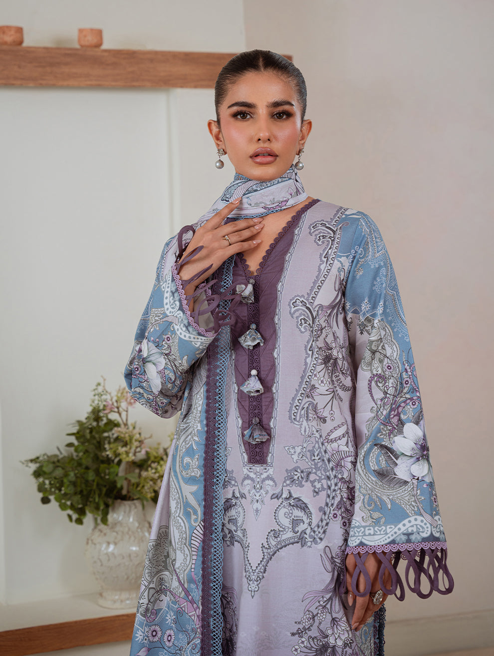URBANE CAMBRIC PRINTS 2025