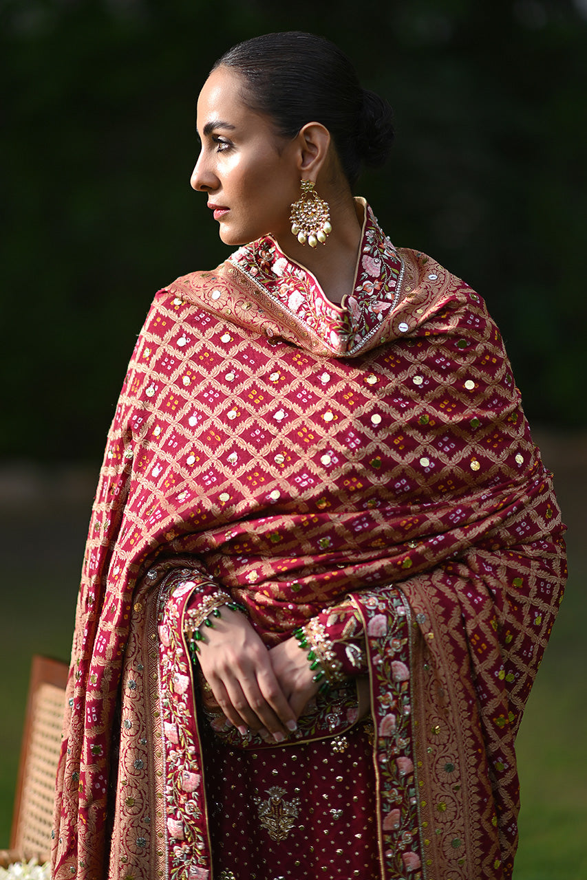 https://cdn.shopify.com/s/files/1/0588/3661/5221/products/20ASADRIWALAPOoRTRAITS-10_3eee41d6-99a8-407e-b4e5-57e3370c277a.jpg?v=1758632922