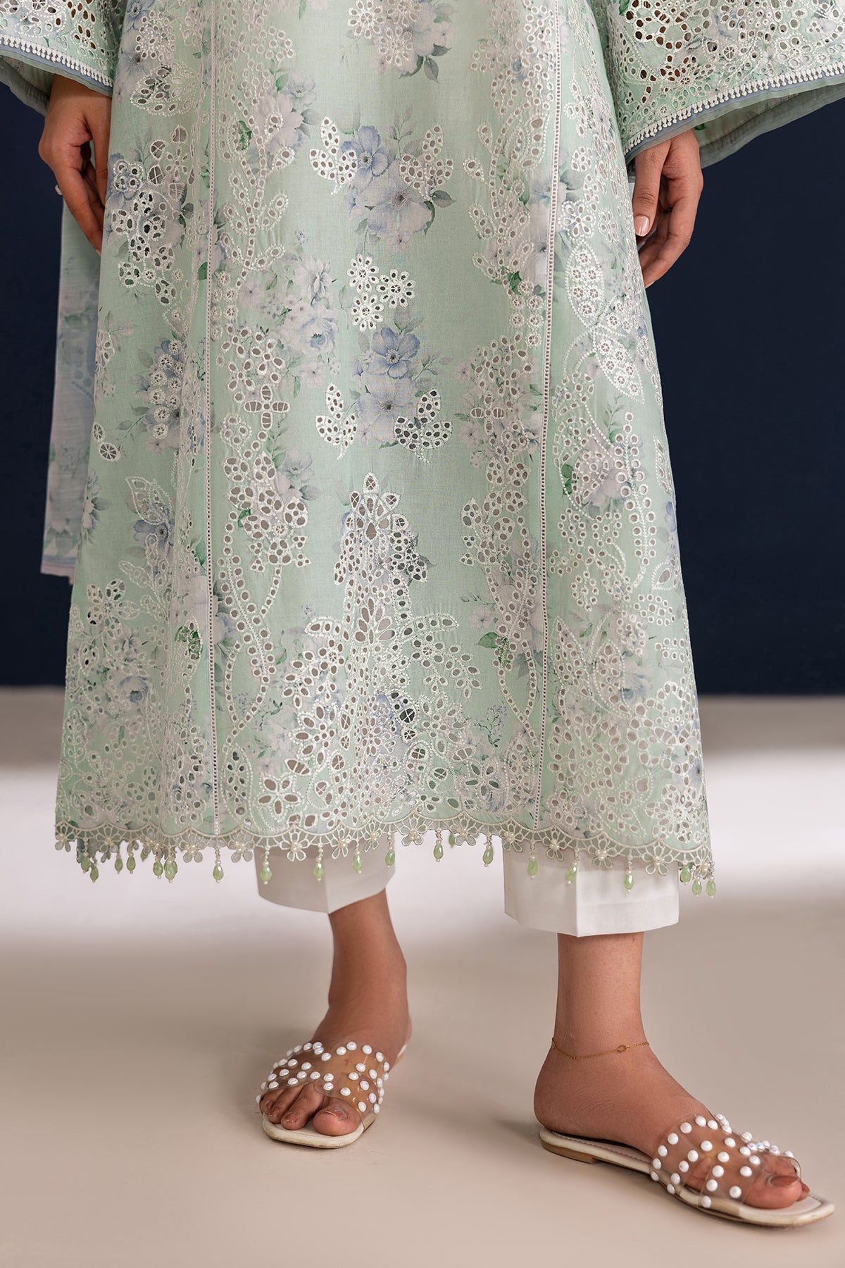 EMBROIDERED LAWN SF-4469