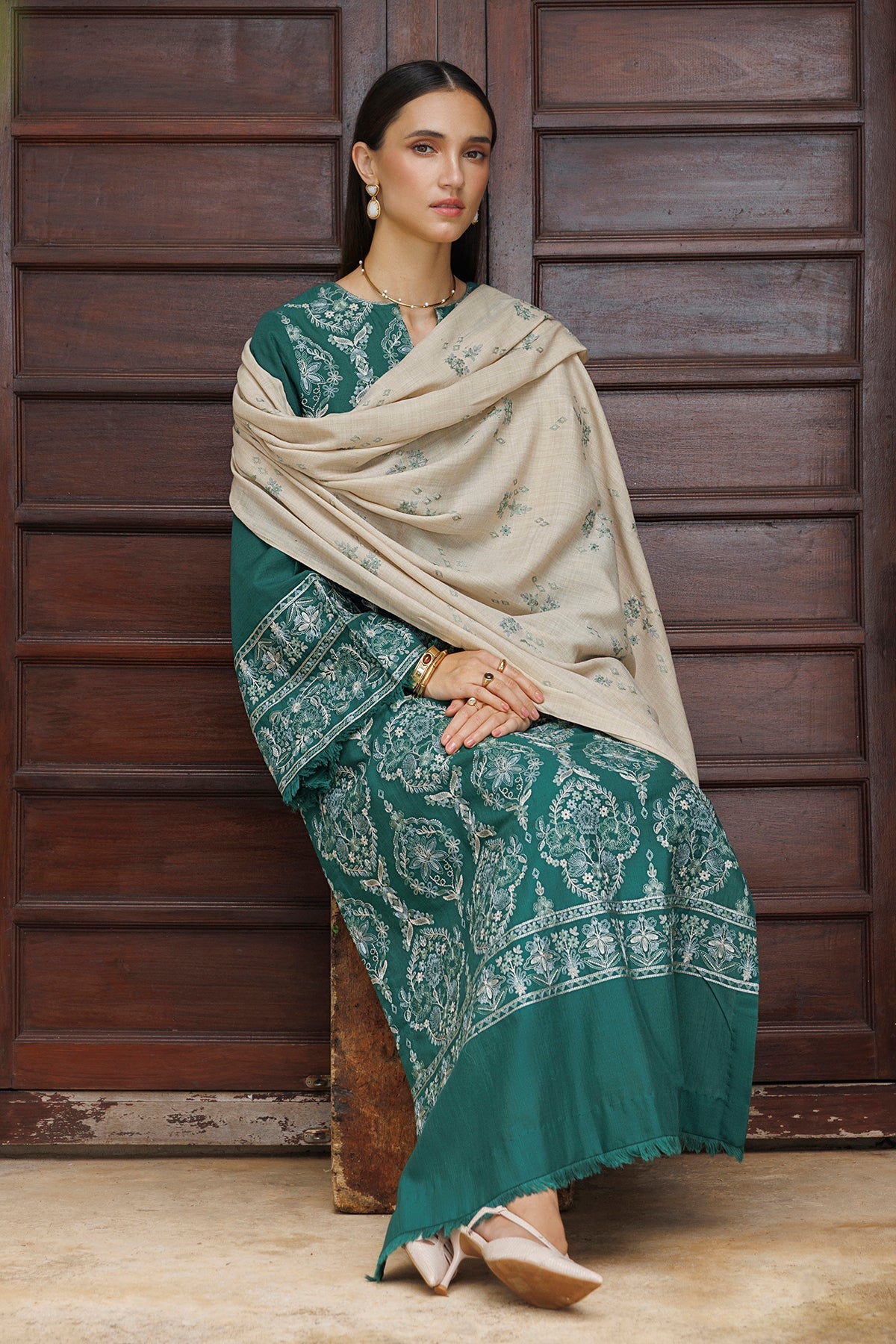 EMBROIDERED KHADDAR SF-4586