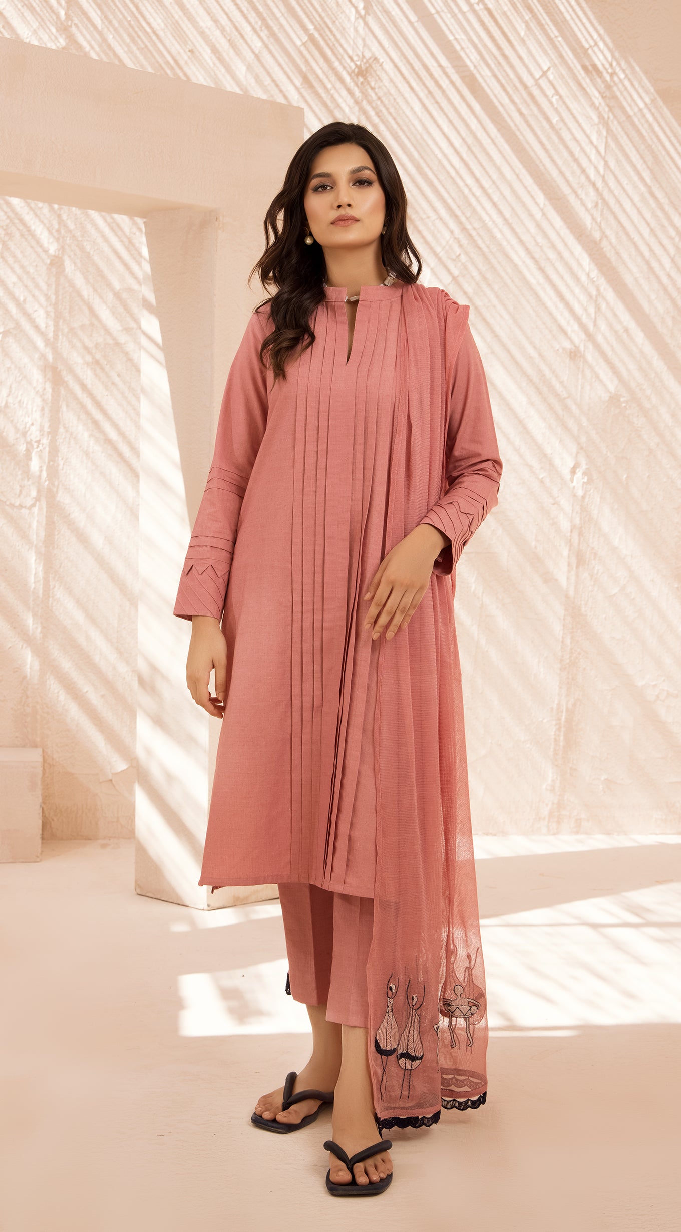 https://cdn.shopify.com/s/files/1/0654/4313/5706/products/21_92e39e87-4663-4209-8624-28bd1f166e8b.jpg?v=1660728492