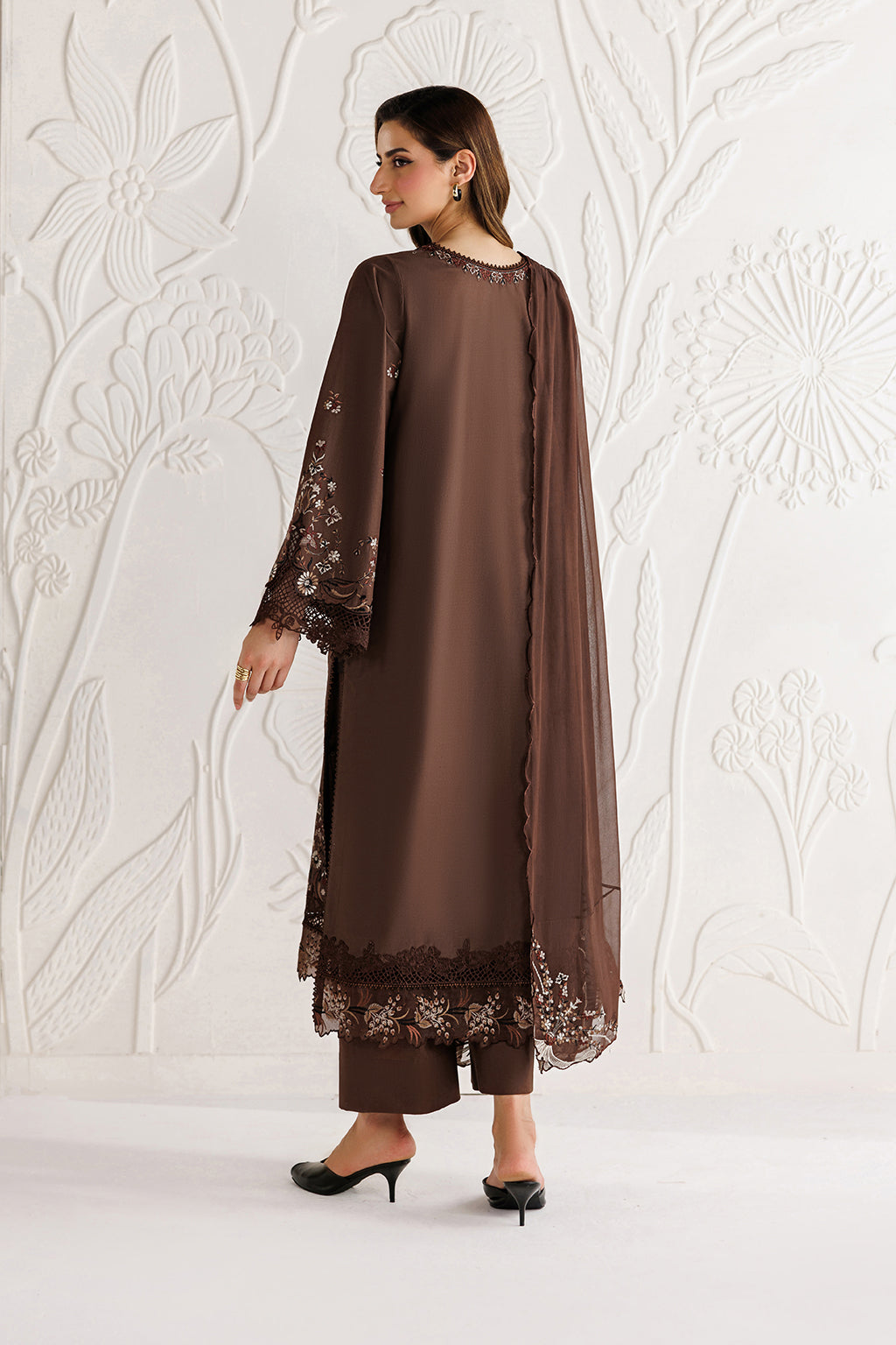 https://cdn.shopify.com/s/files/1/0303/2796/3779/files/21_a6cd3801-2078-4a75-9d57-67f05c0c2039.jpg?v=1777012296