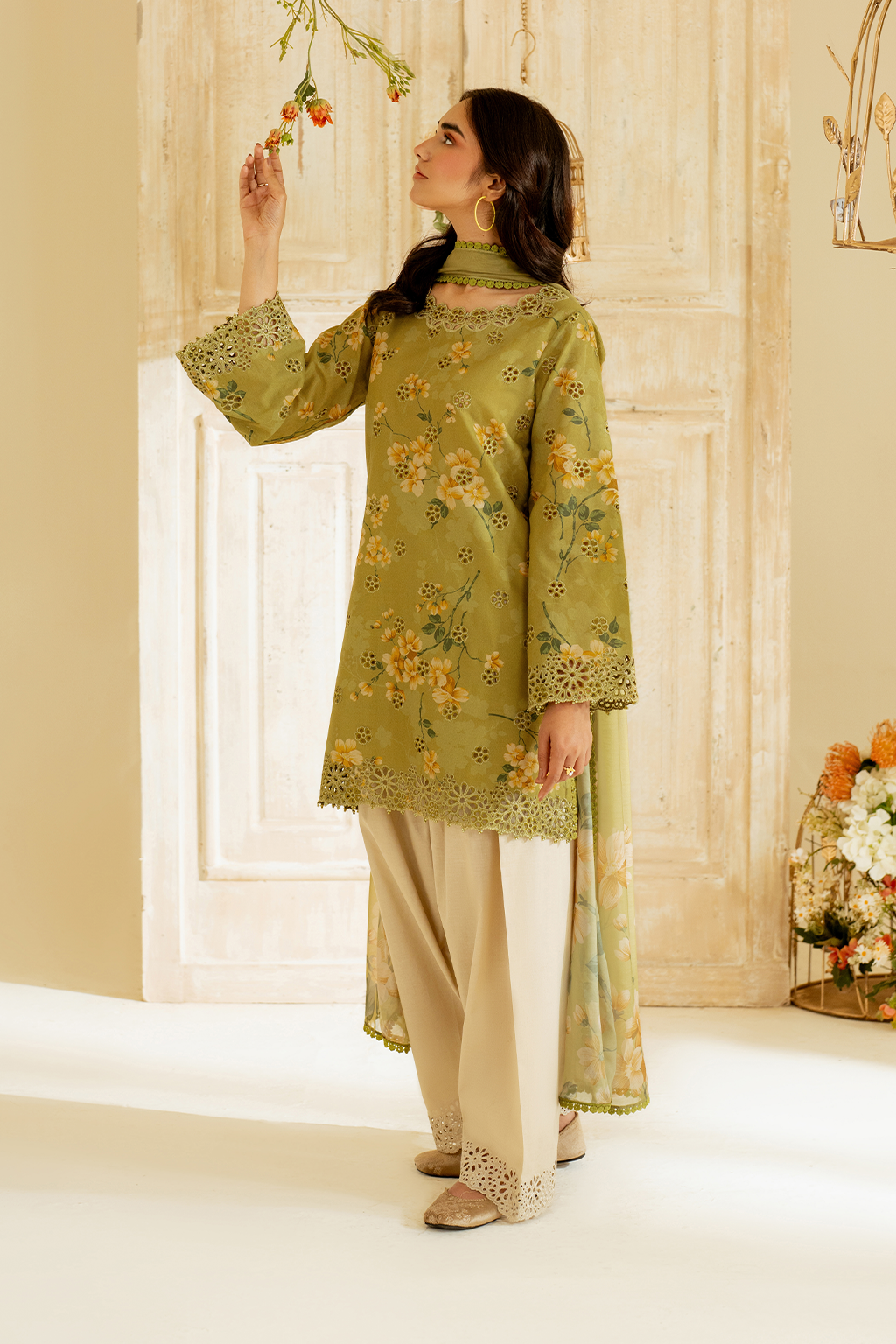 UE-446  Borer Embroidered Printed Lawn