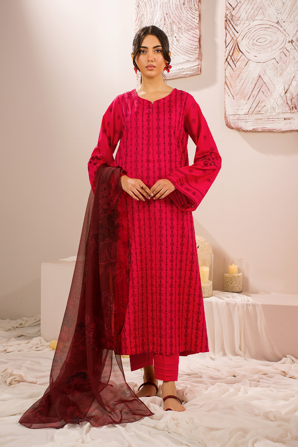 UE-203 Embroidered Lawn