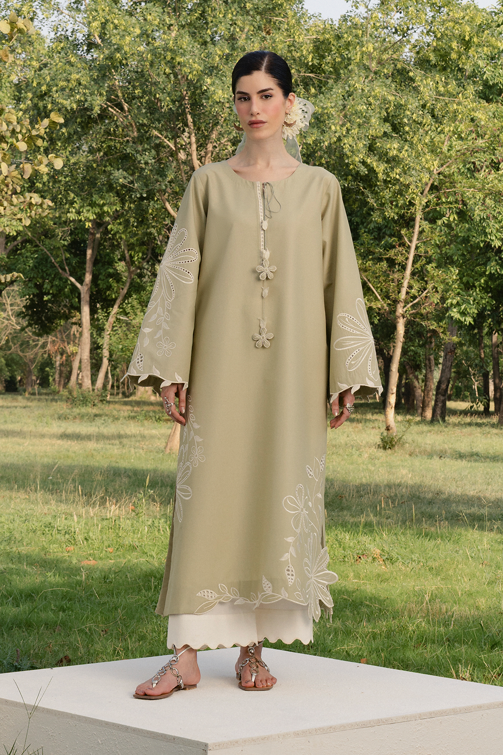 IP-371 DYED LAWN