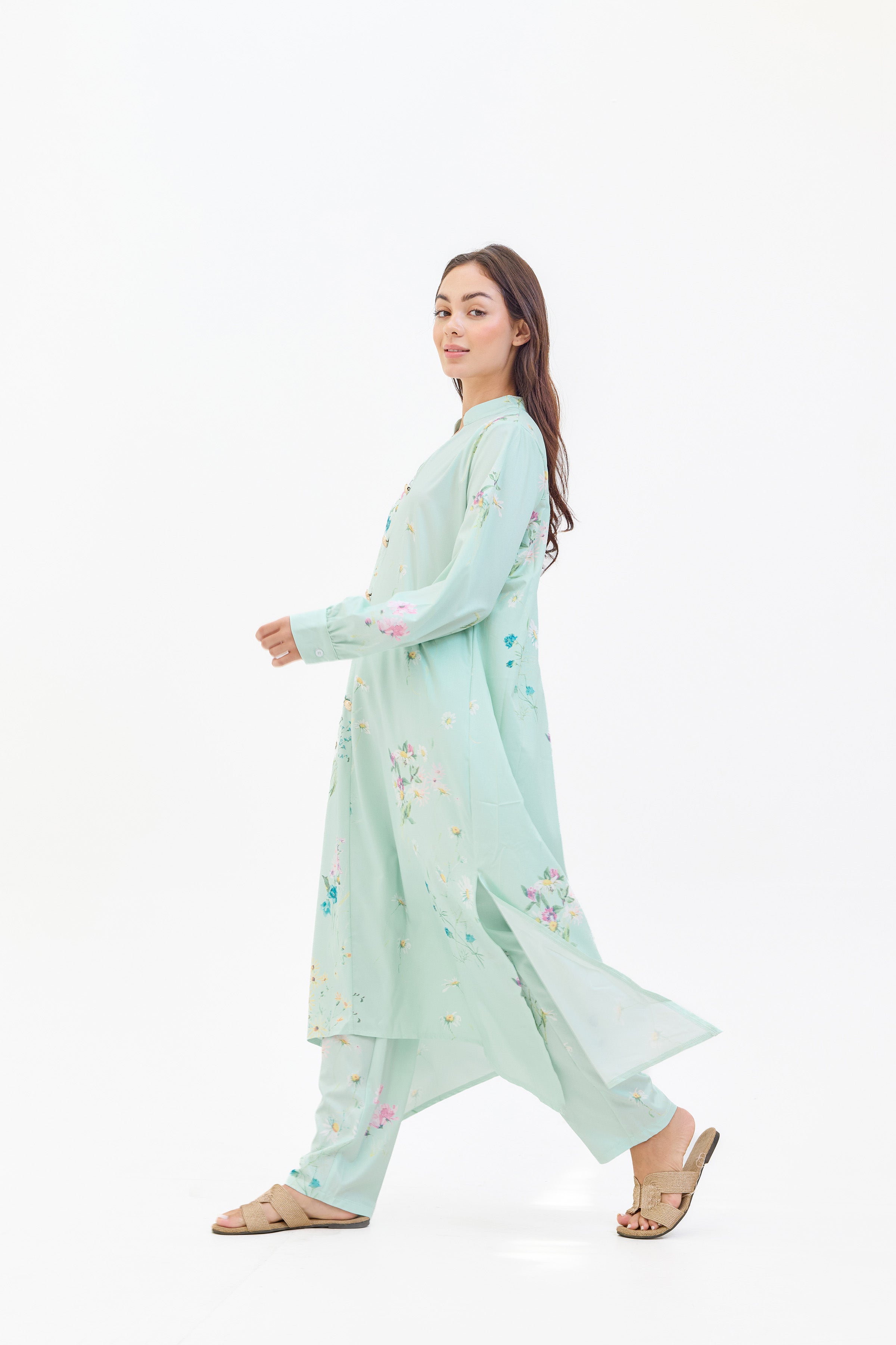 https://cdn.shopify.com/s/files/1/0267/7715/7692/files/230308-shooting-export281.jpg?v=1711004518