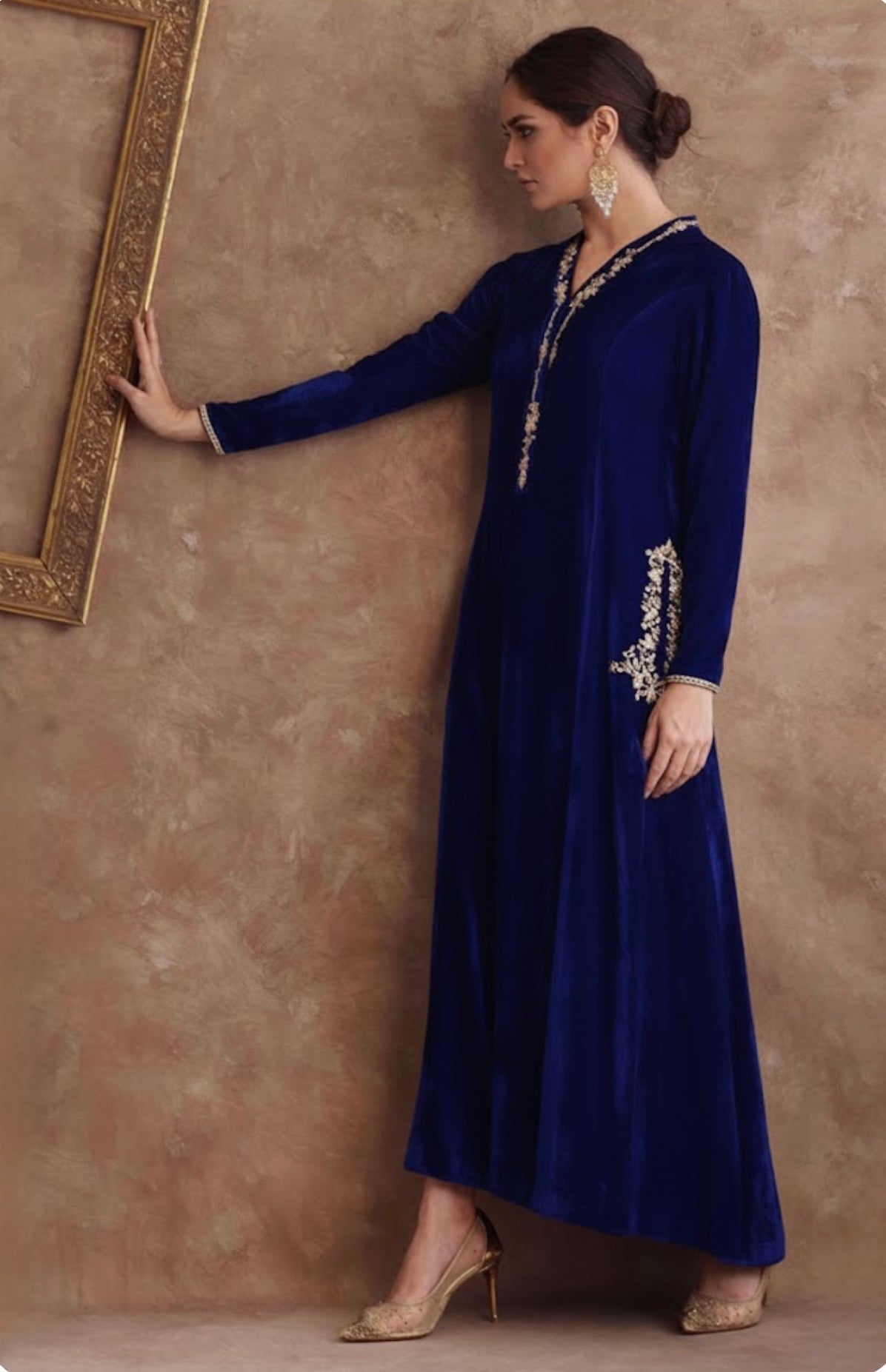 Eva Velvet Luxe