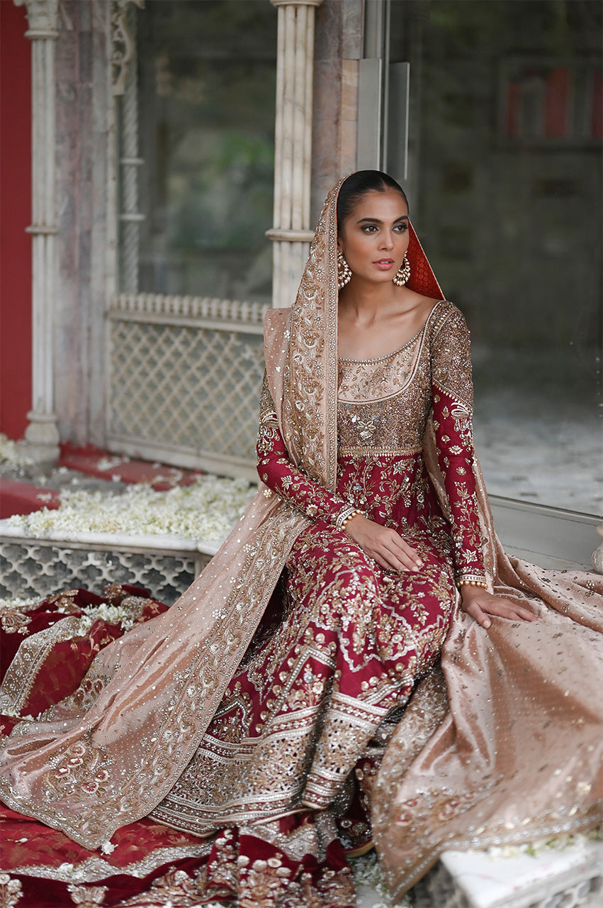 https://cdn.shopify.com/s/files/1/0588/3661/5221/products/23ASADRIWALAPOoRTRAITS-18_707a2b24-5ab5-422f-a0e1-bb264c433cf0.jpg?v=1691757304