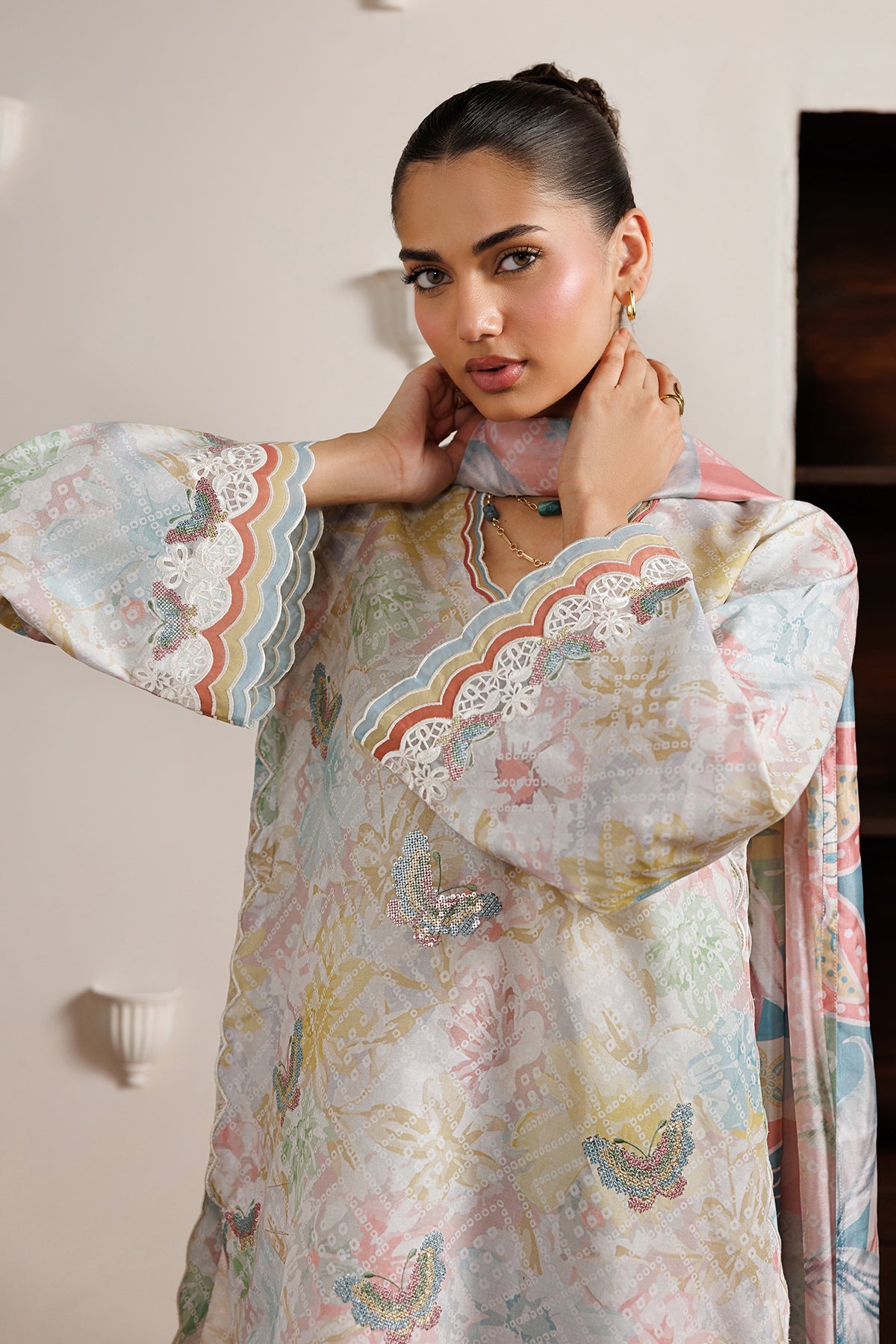 EMBROIDERED LAWN SF-4526