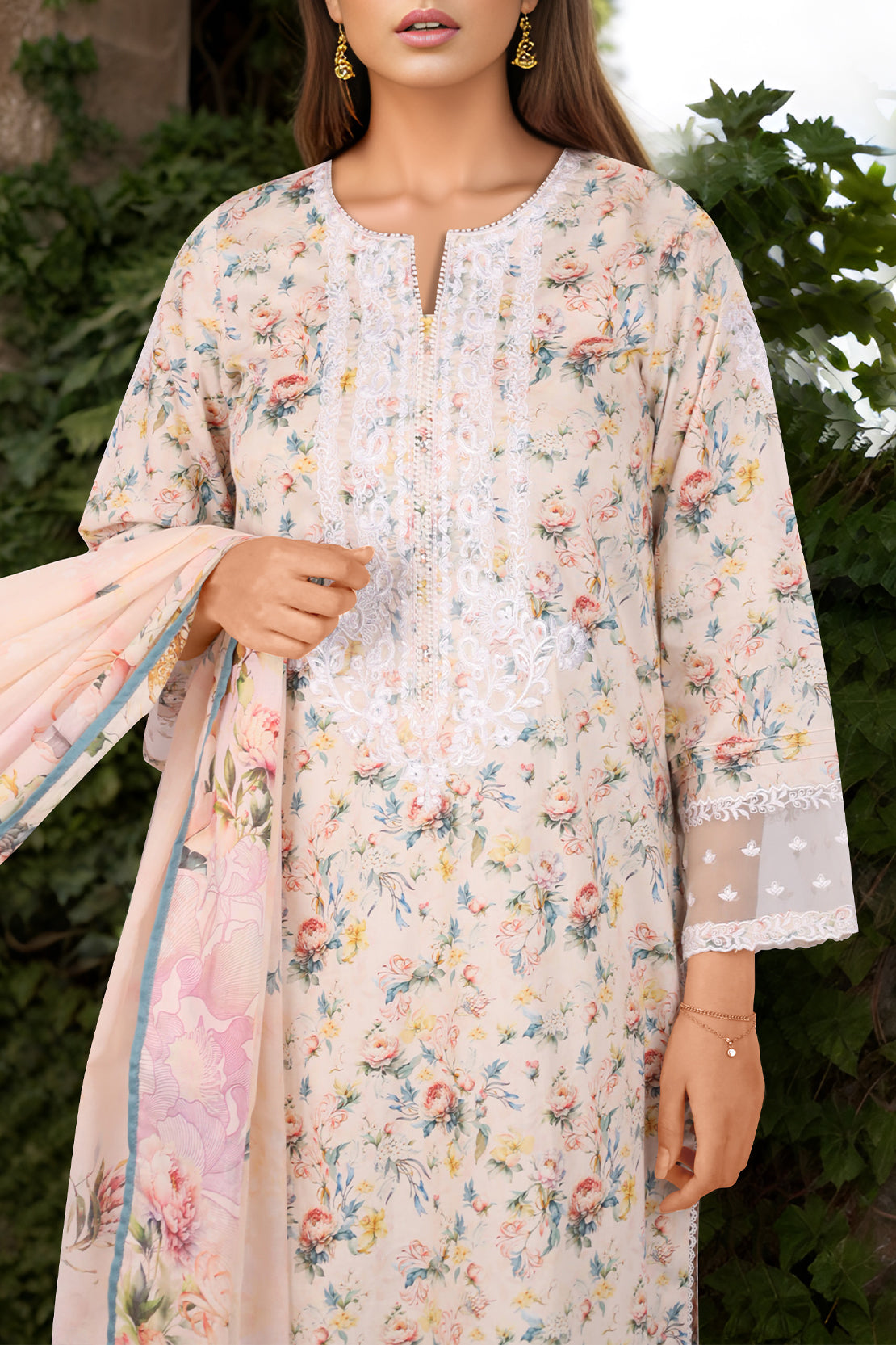 Unstitched Embroidered Self Jacquard 2 Piece (Shirt/Dupatta)61236