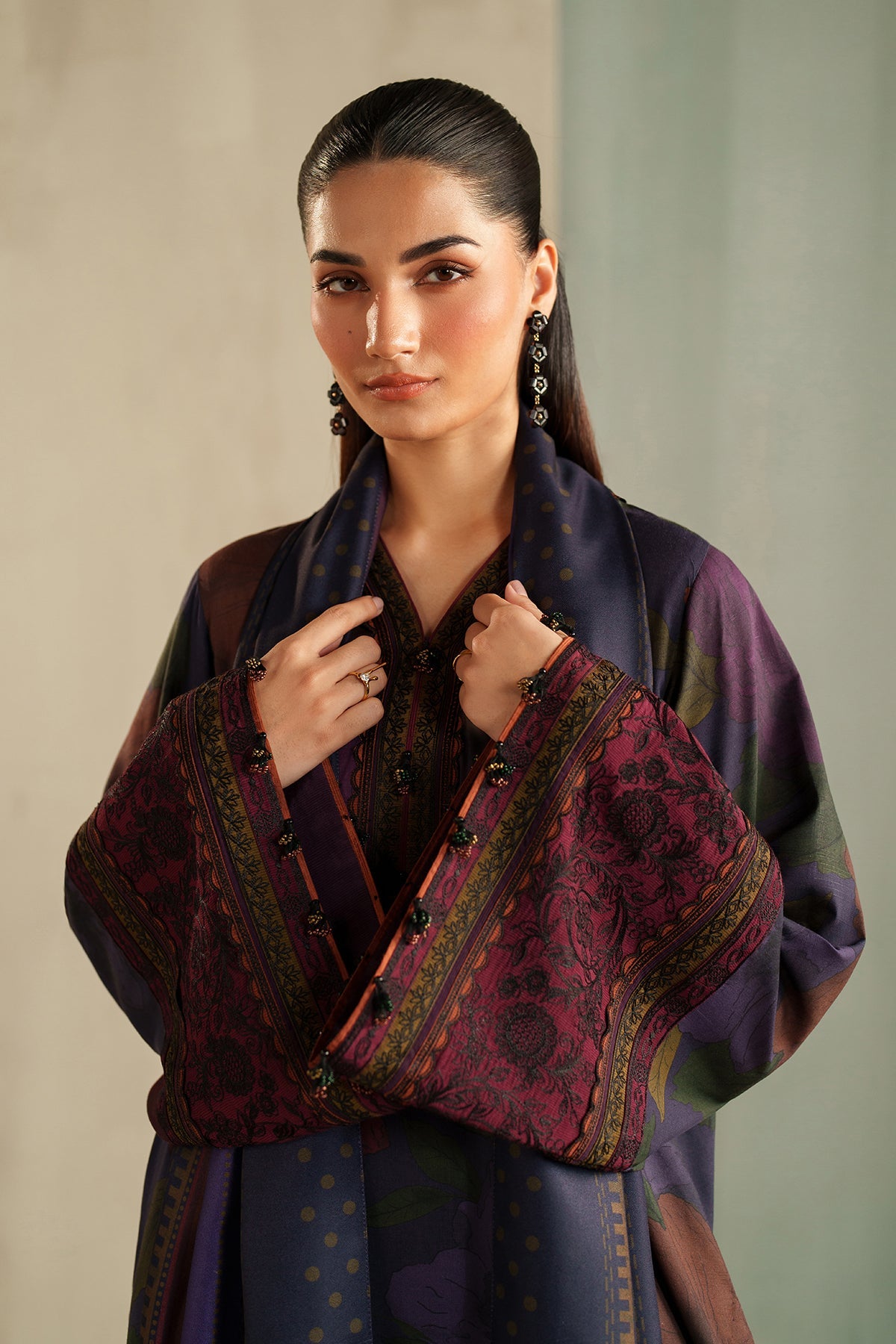 EMBROIDERED VISCOSE UF-4325