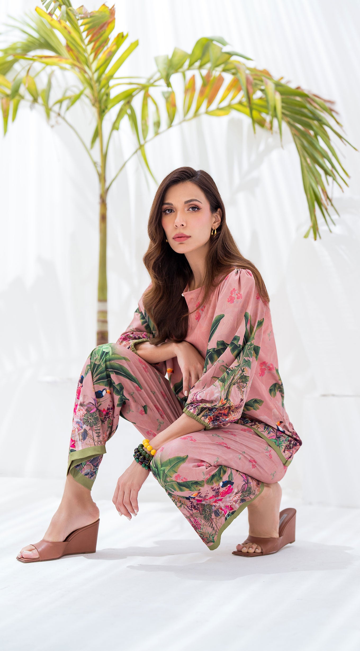 https://cdn.shopify.com/s/files/1/0654/4313/5706/files/24_ef18c33e-133f-4913-b296-a68aed18cad8.jpg?v=1716540285
