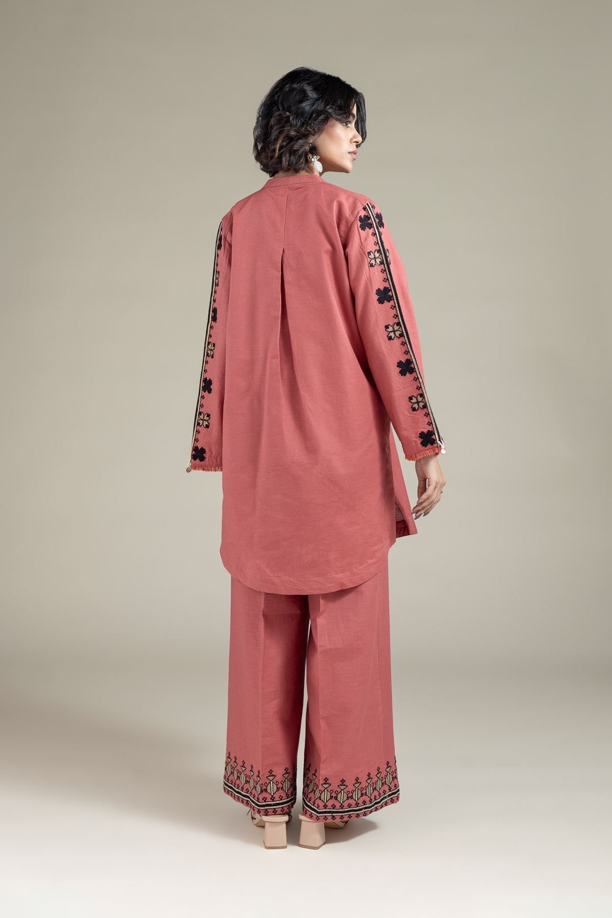 Embroidered | Khaddar Kurta