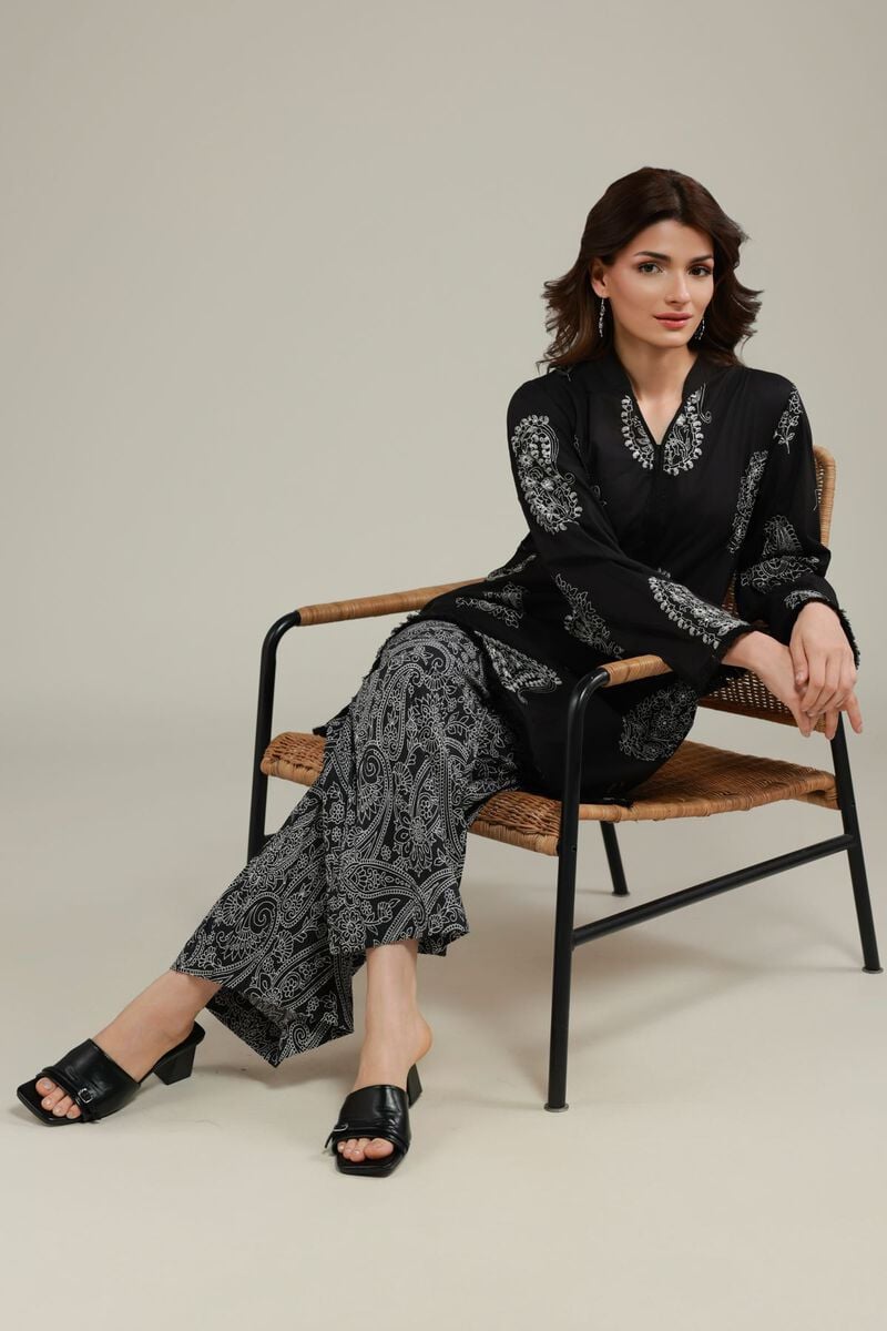 Paisley V-Neck Kurta