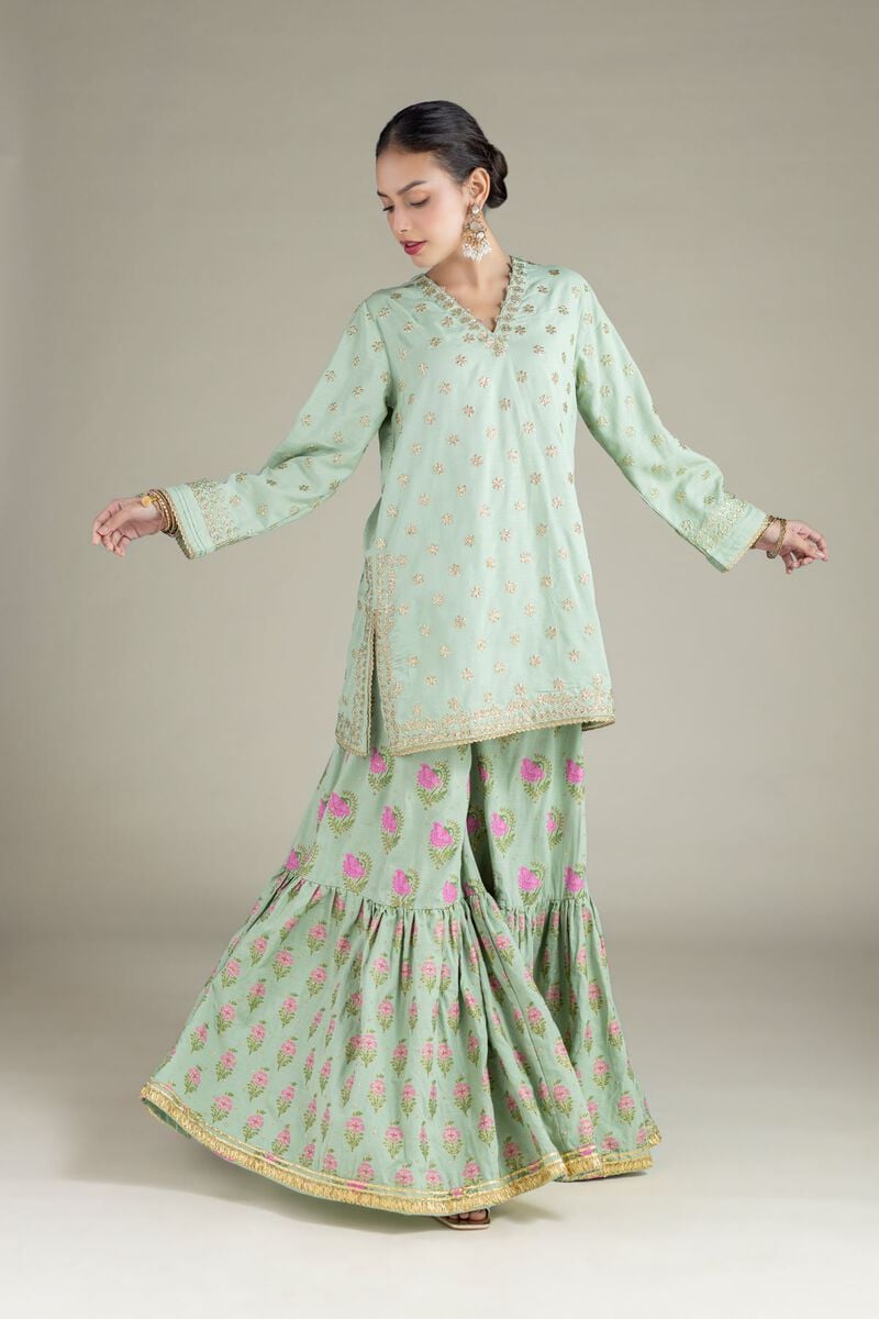 Kurta