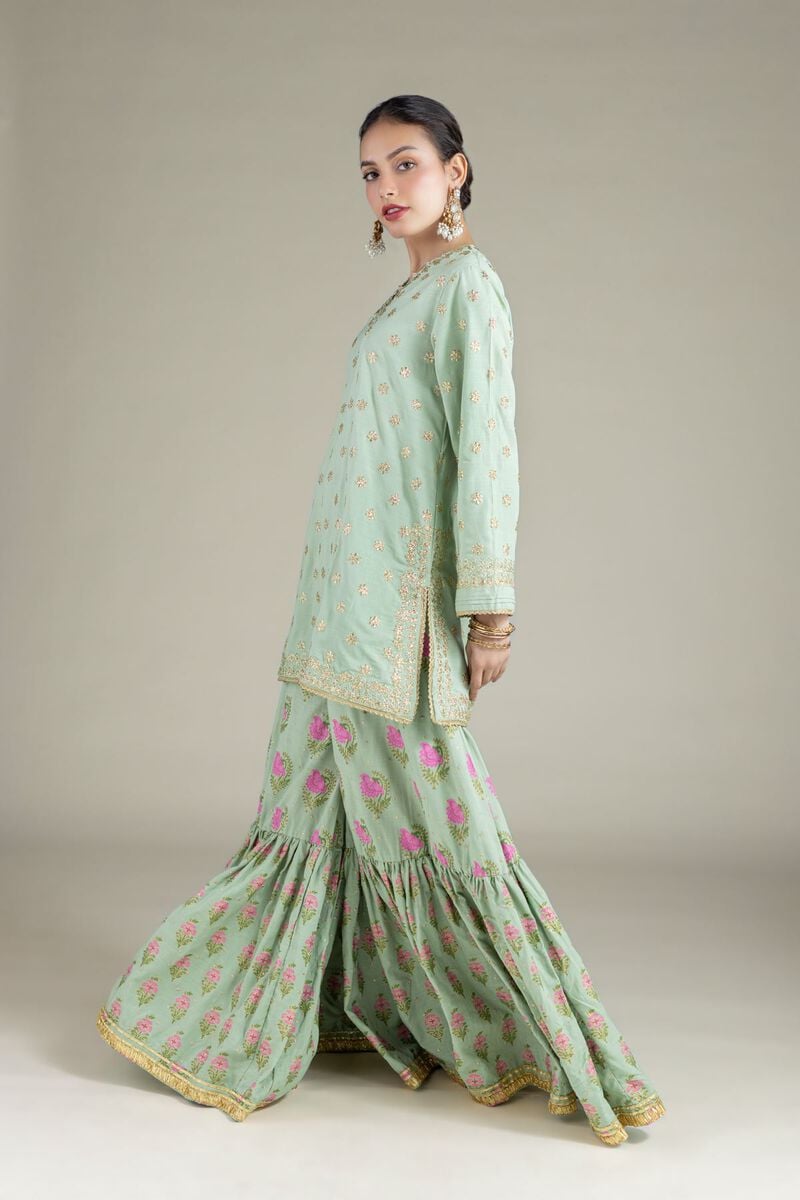 Kurta
