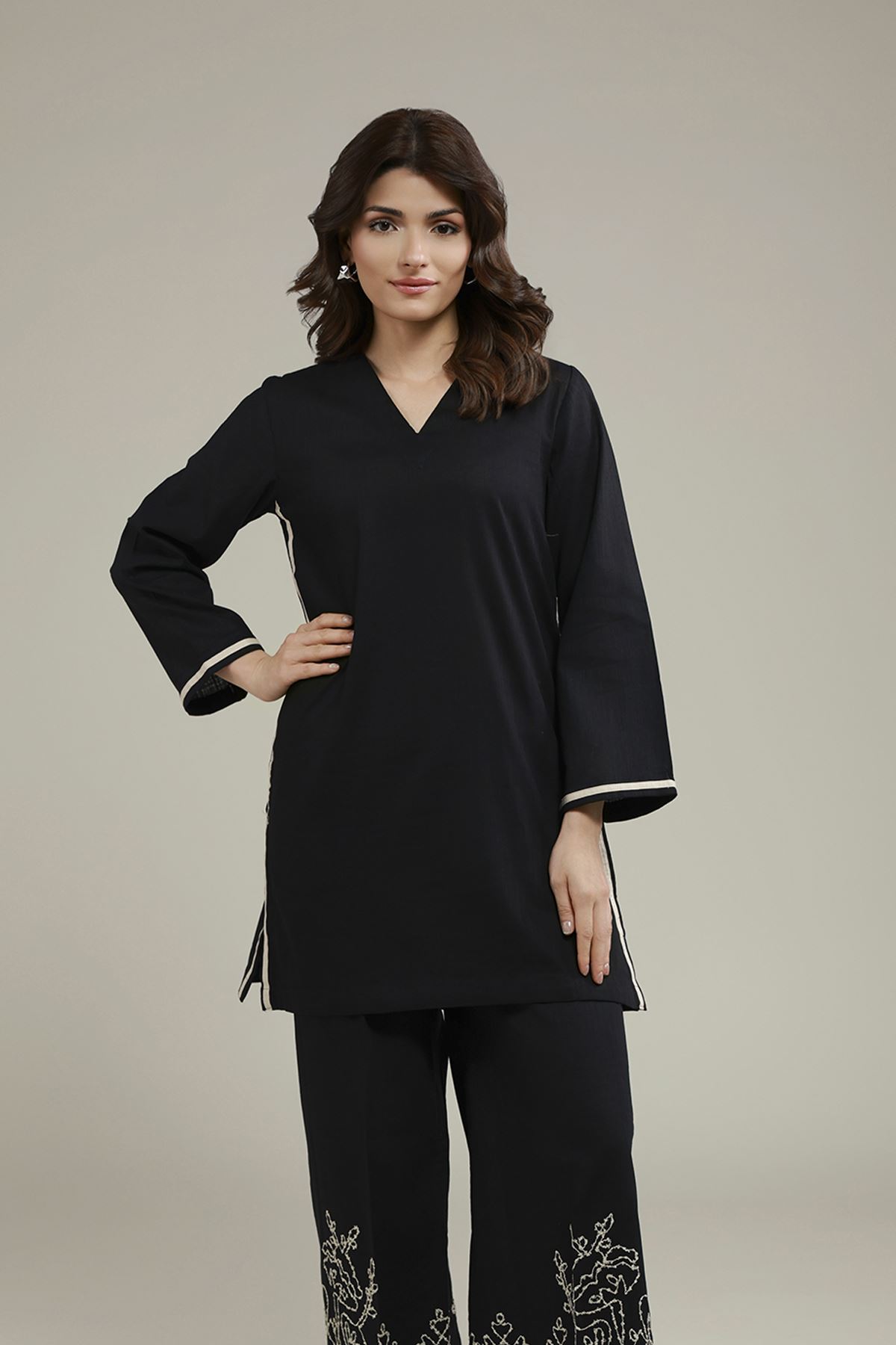 V-Neck Solid Kurta