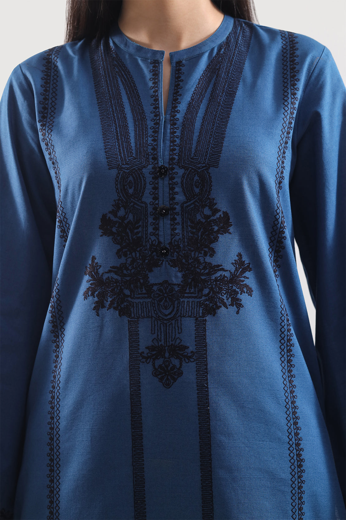 Unstitched Solid Embroidered Warm Khaddar 3 Piece120606