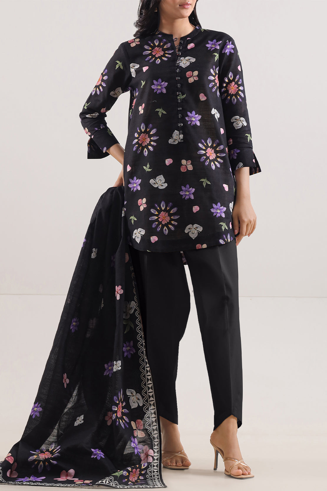 Unstitched Printed Cotton Khaddar 3 Piece114091