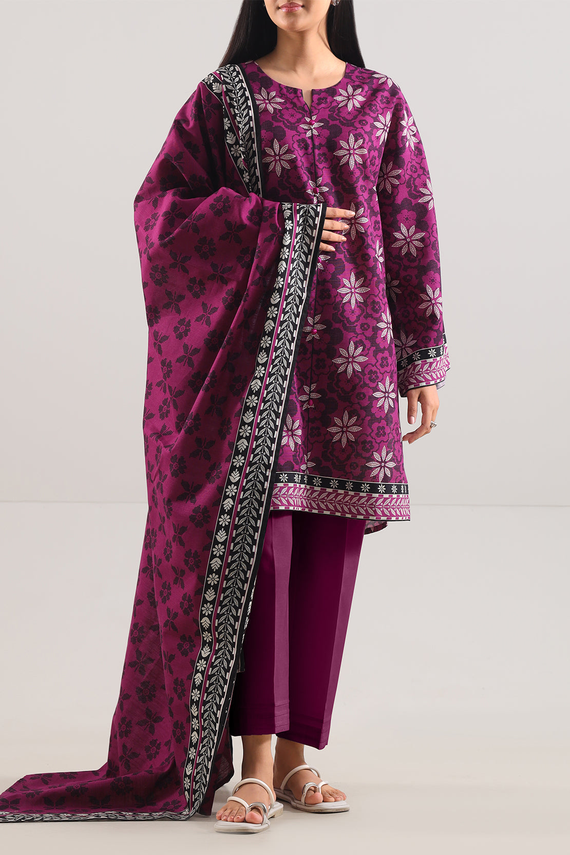 Unstitched Printed Cotton Khaddar 3 Piece114109