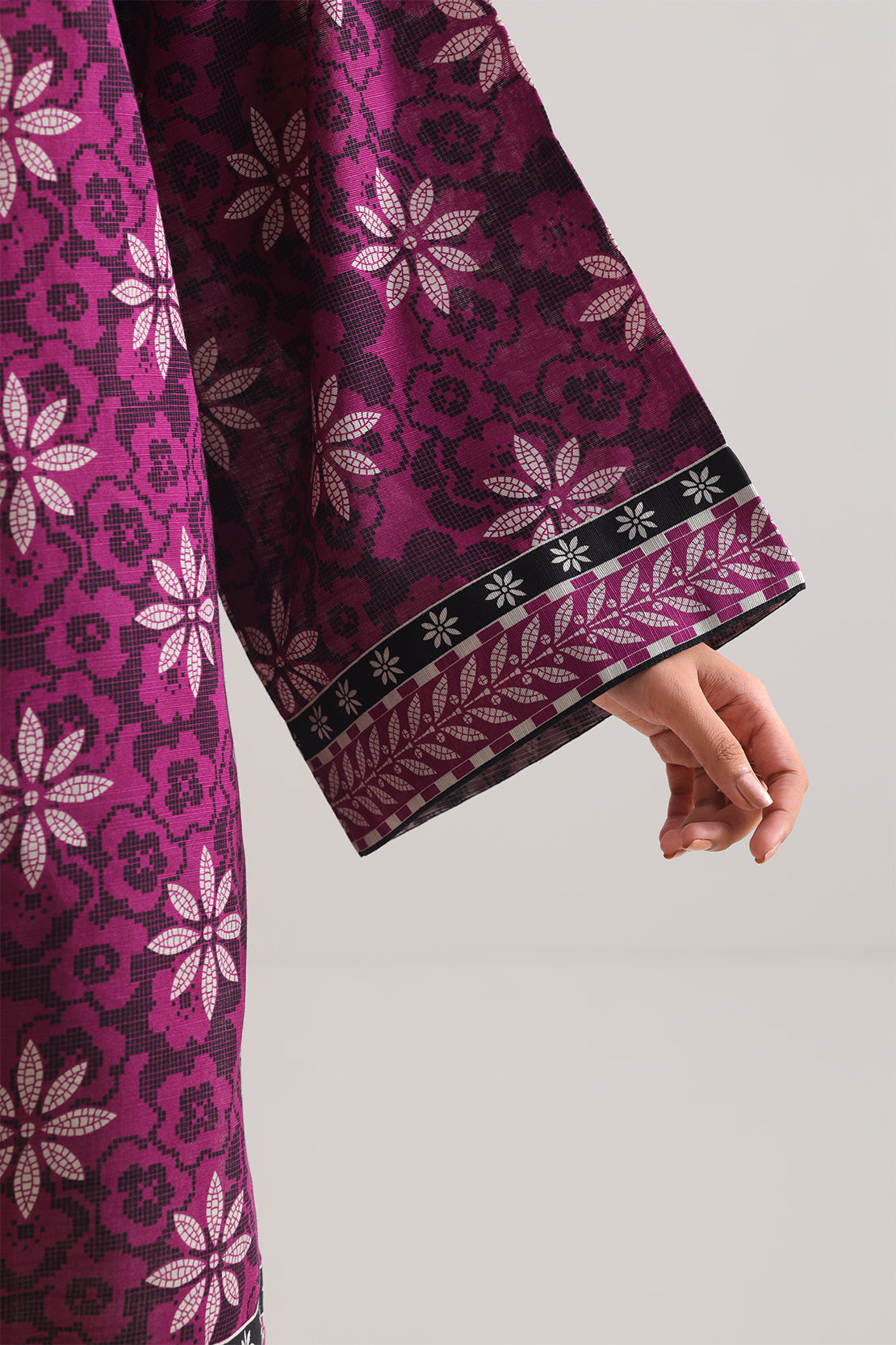 Unstitched Printed Cotton Khaddar 3 Piece114109
