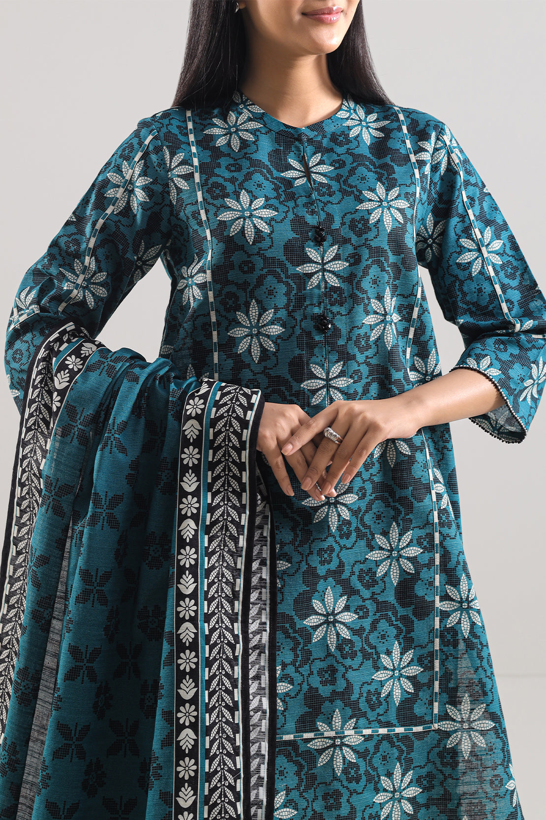 Unstitched Printed Cotton Khaddar 3 Piece114110
