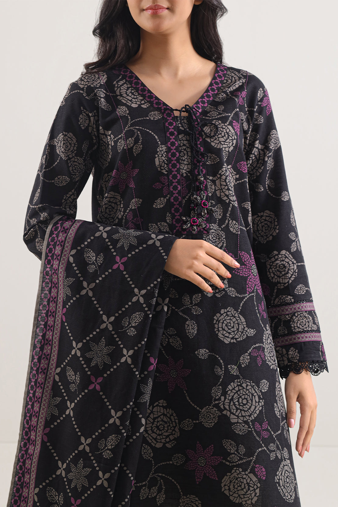 Unstitched Printed Cotton Khaddar 3 Piece117047