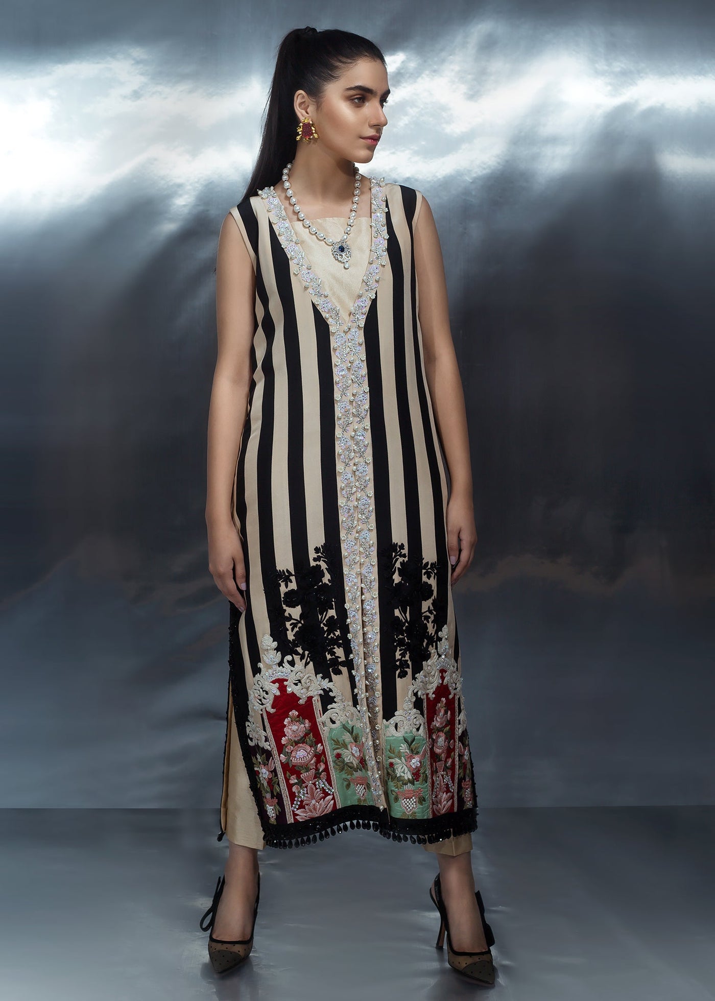 https://cdn.shopify.com/s/files/1/1625/9005/products/25_88b55f08-4e6f-4e9b-b3a3-373c7ce90ef8.jpg?v=1584188358