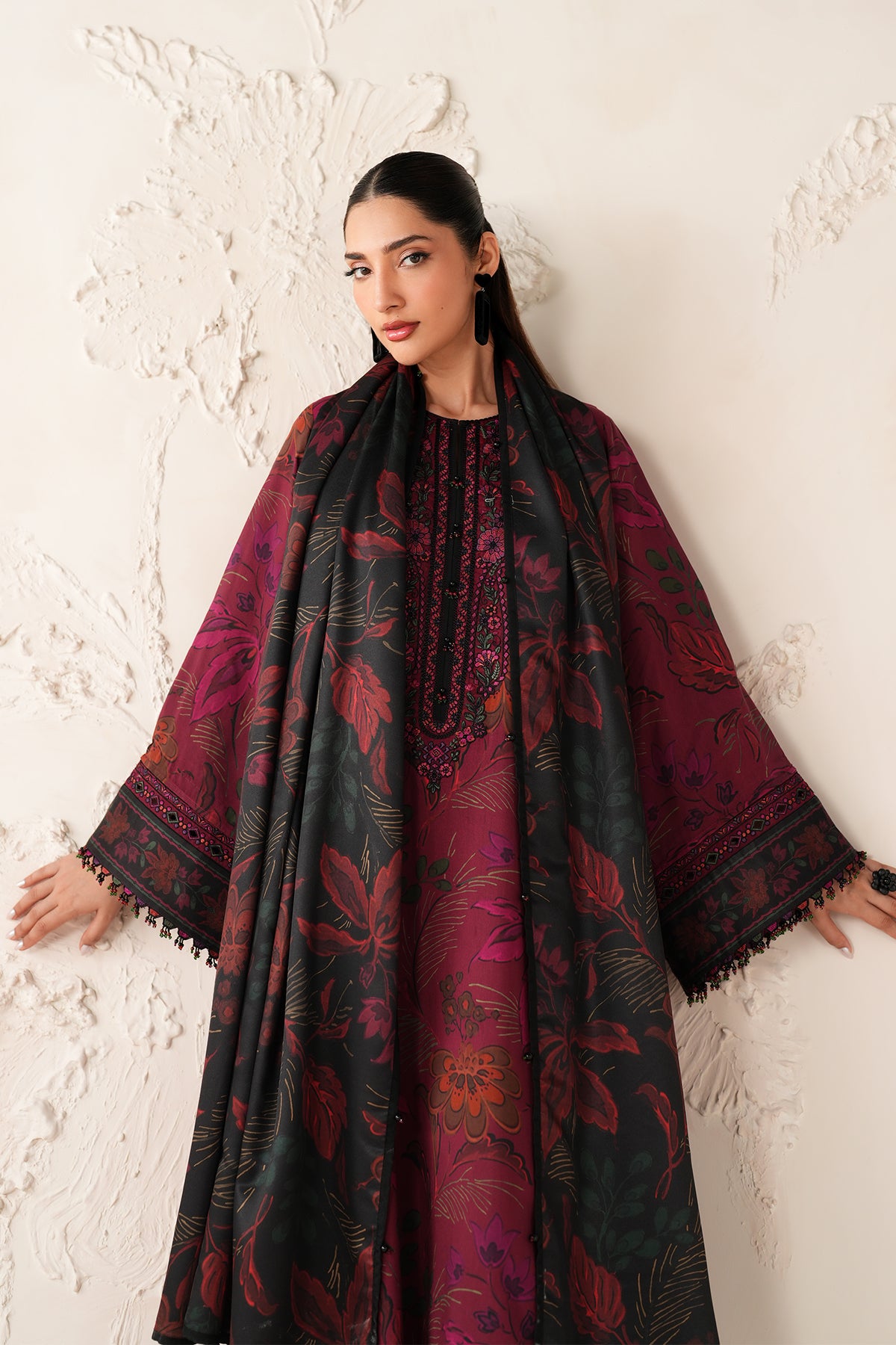 EMBROIDERED PRINTED VISCOSE SF-4304