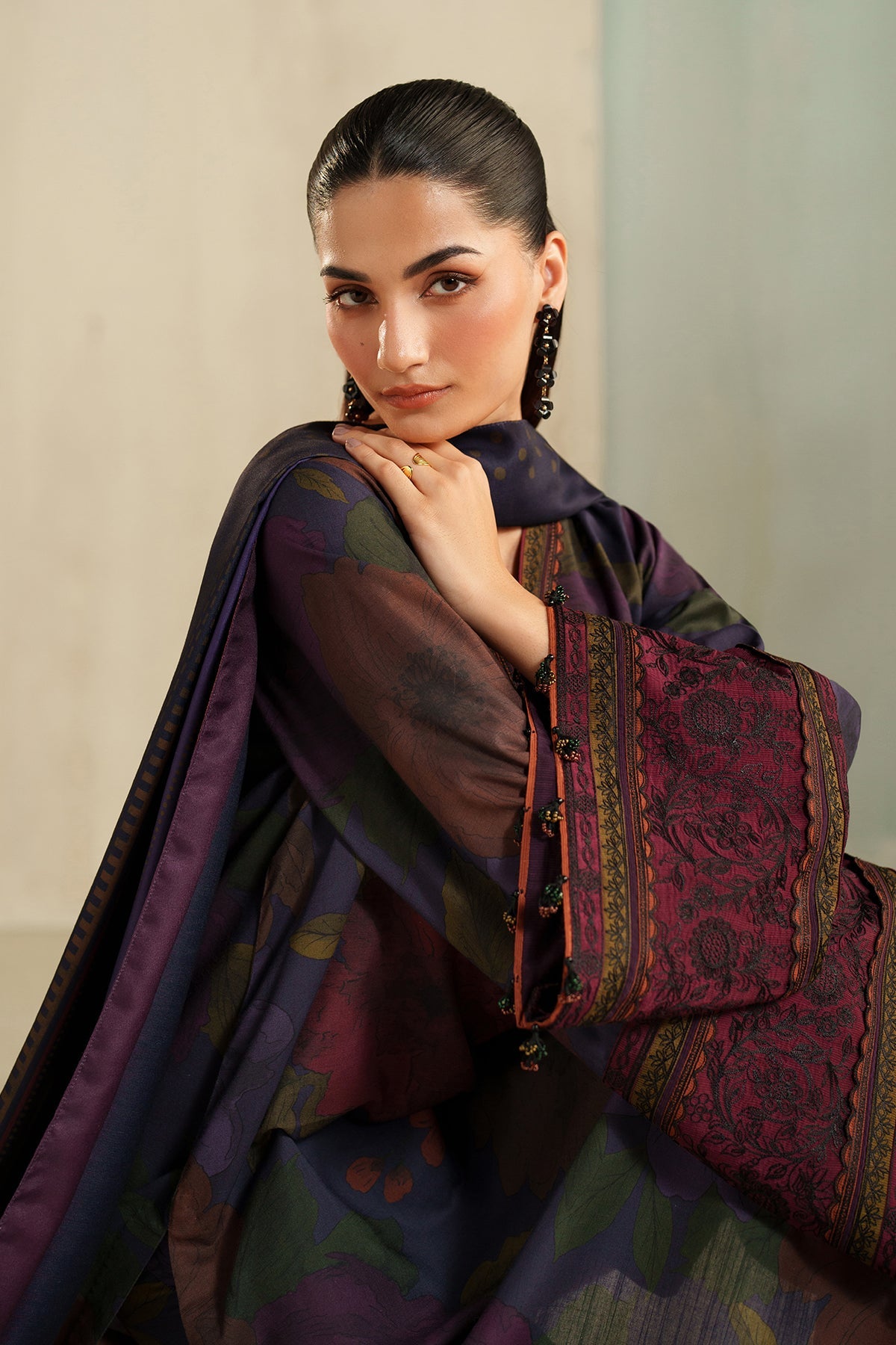 EMBROIDERED VISCOSE SF-4325