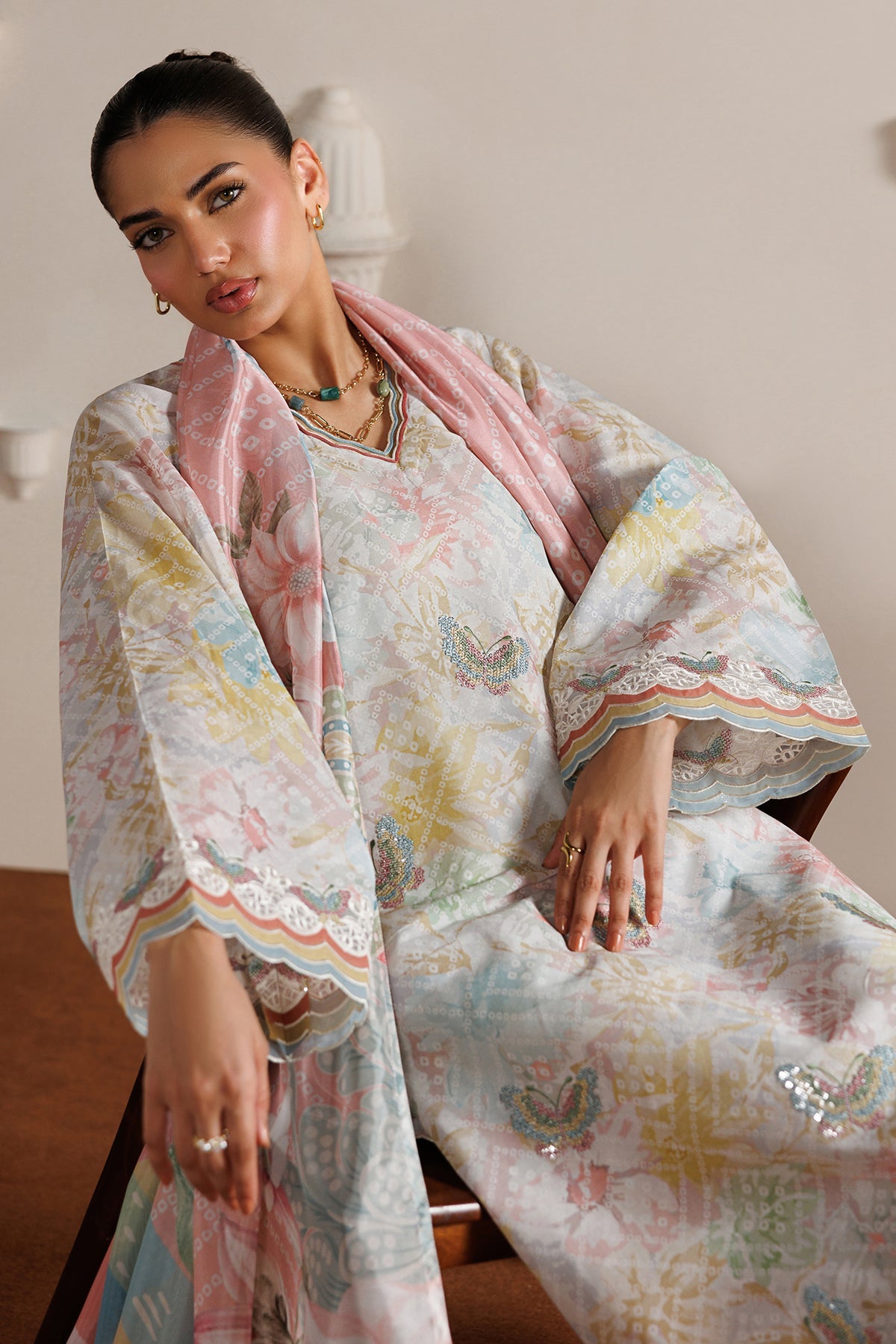 EMBROIDERED LAWN UF-4526