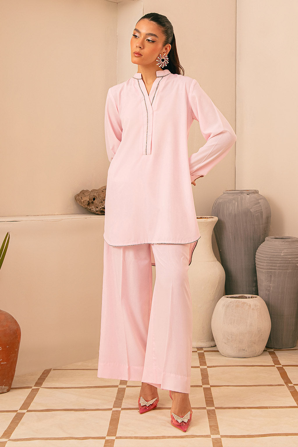 https://cdn.shopify.com/s/files/1/0019/7217/4947/files/26_30dc8a67-1d33-4f24-9533-5c54151926e5.jpg?v=1764582297