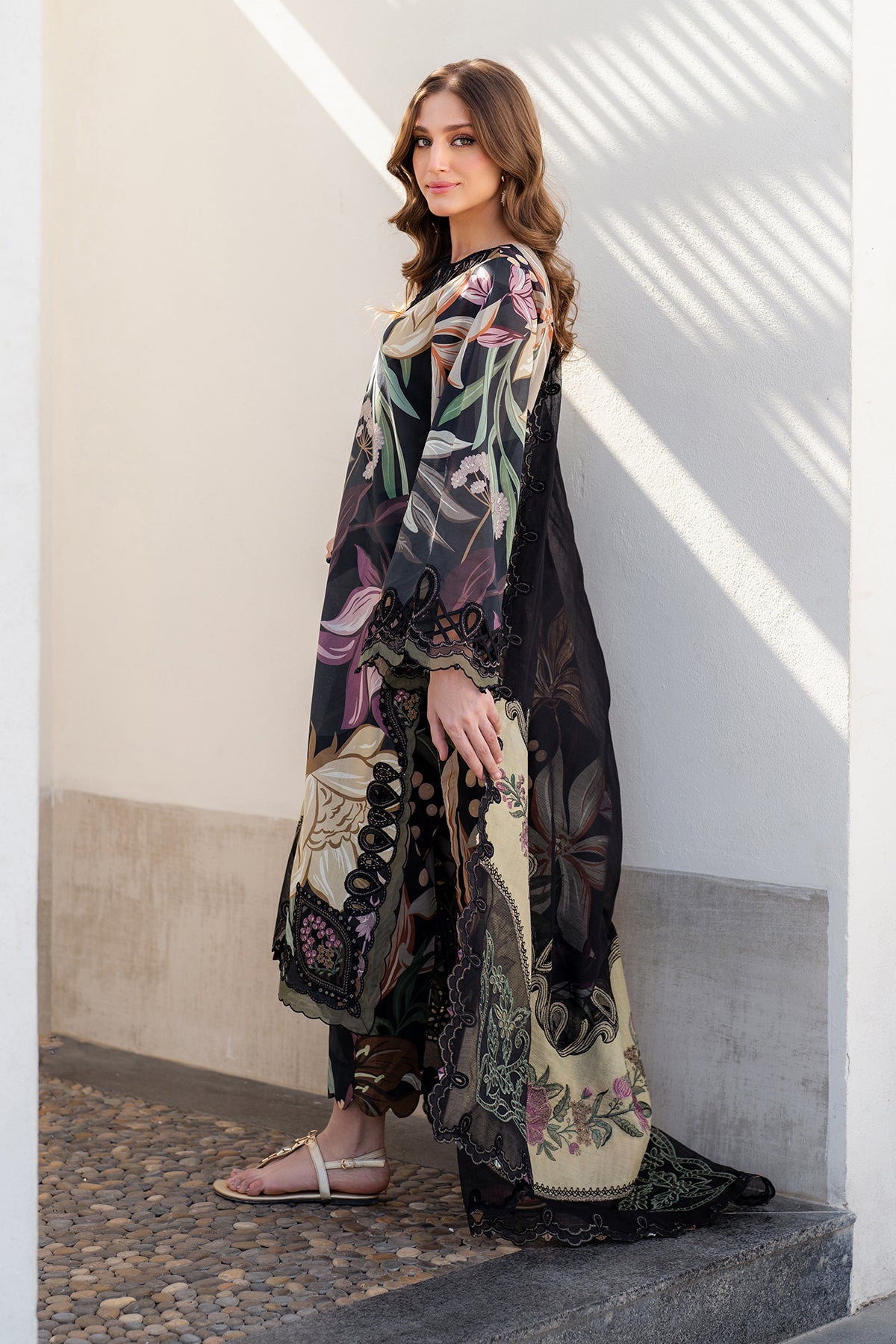 EMBROIDERED PRINTED LAWN SF-4090