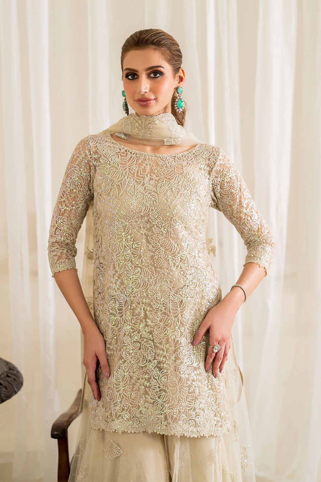 UE-295 Embroidered Net