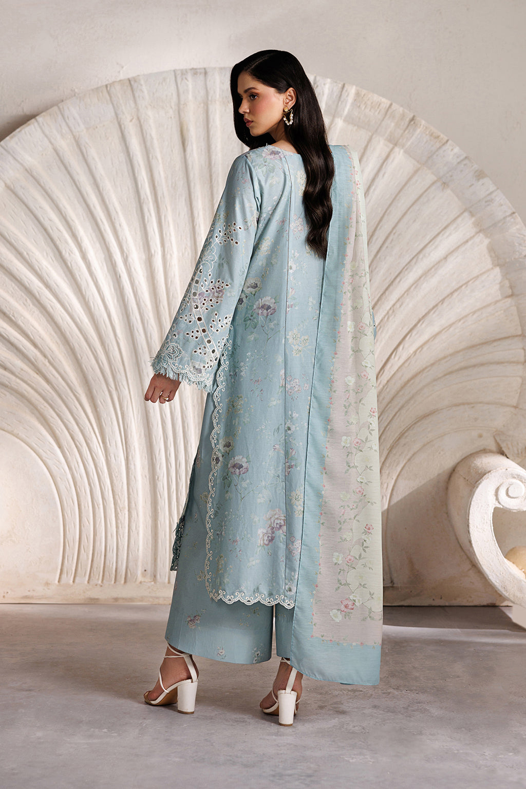 IBE-10 Embroidered Lawn