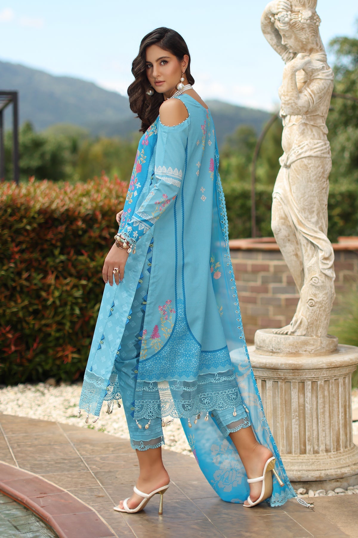 3-PC Unstitched Embroidered Lawn CH6-19