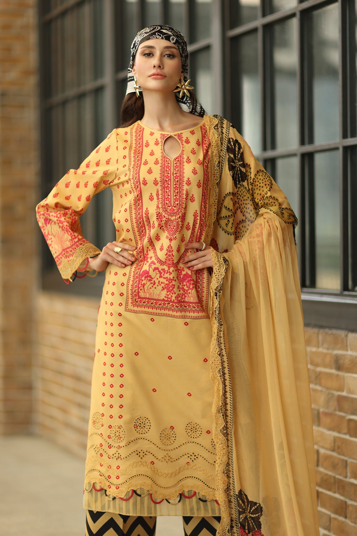 3-PC Unstitched Embroidered Lawn CH6-18