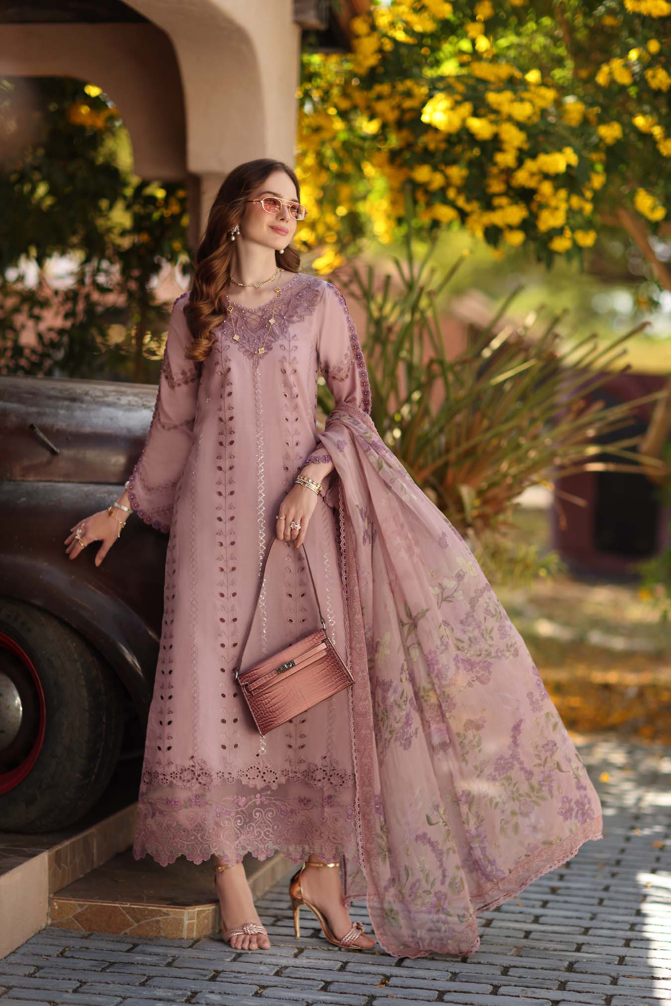 D4 - B - Dusky Rose