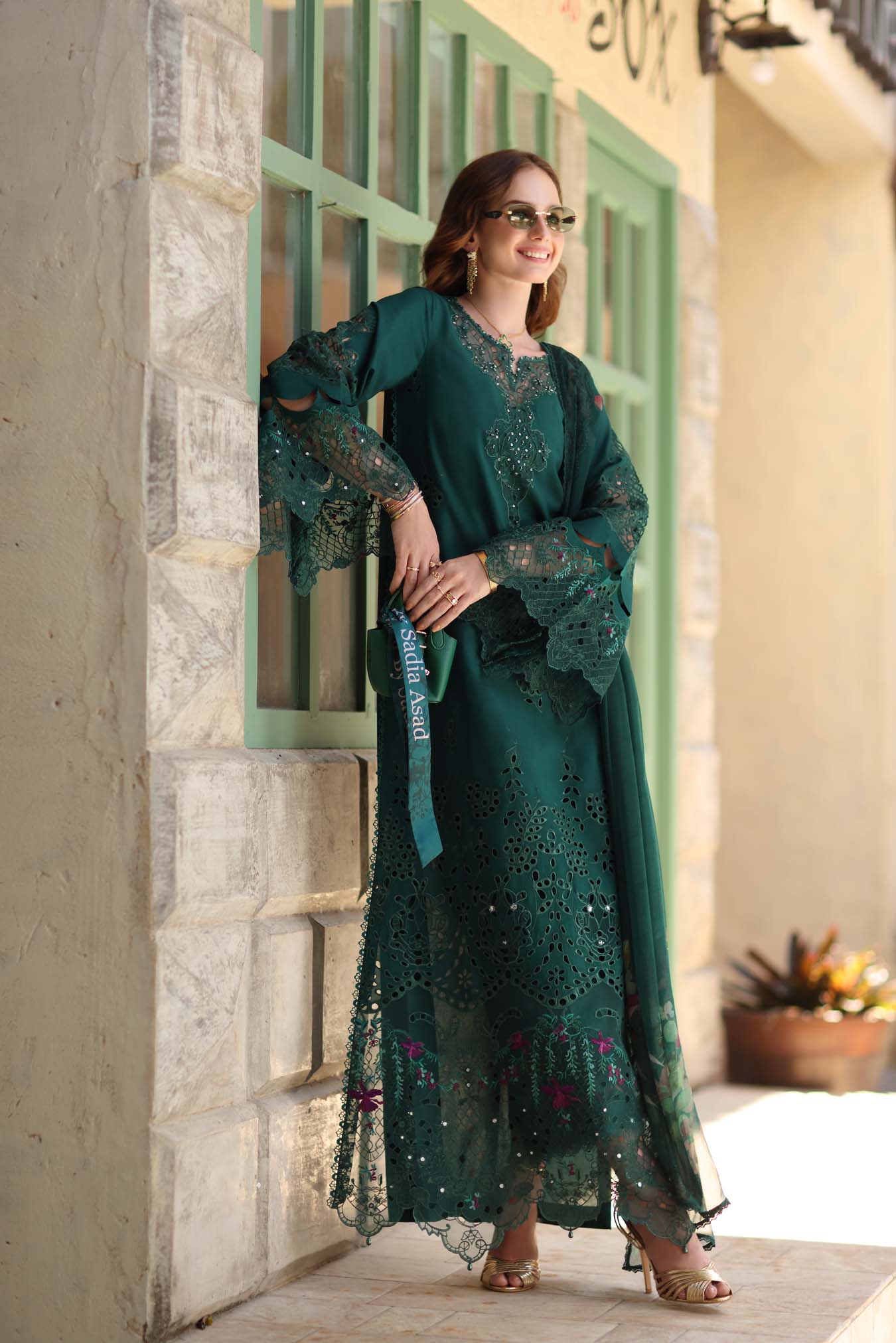 D6 - B - Emerald Green