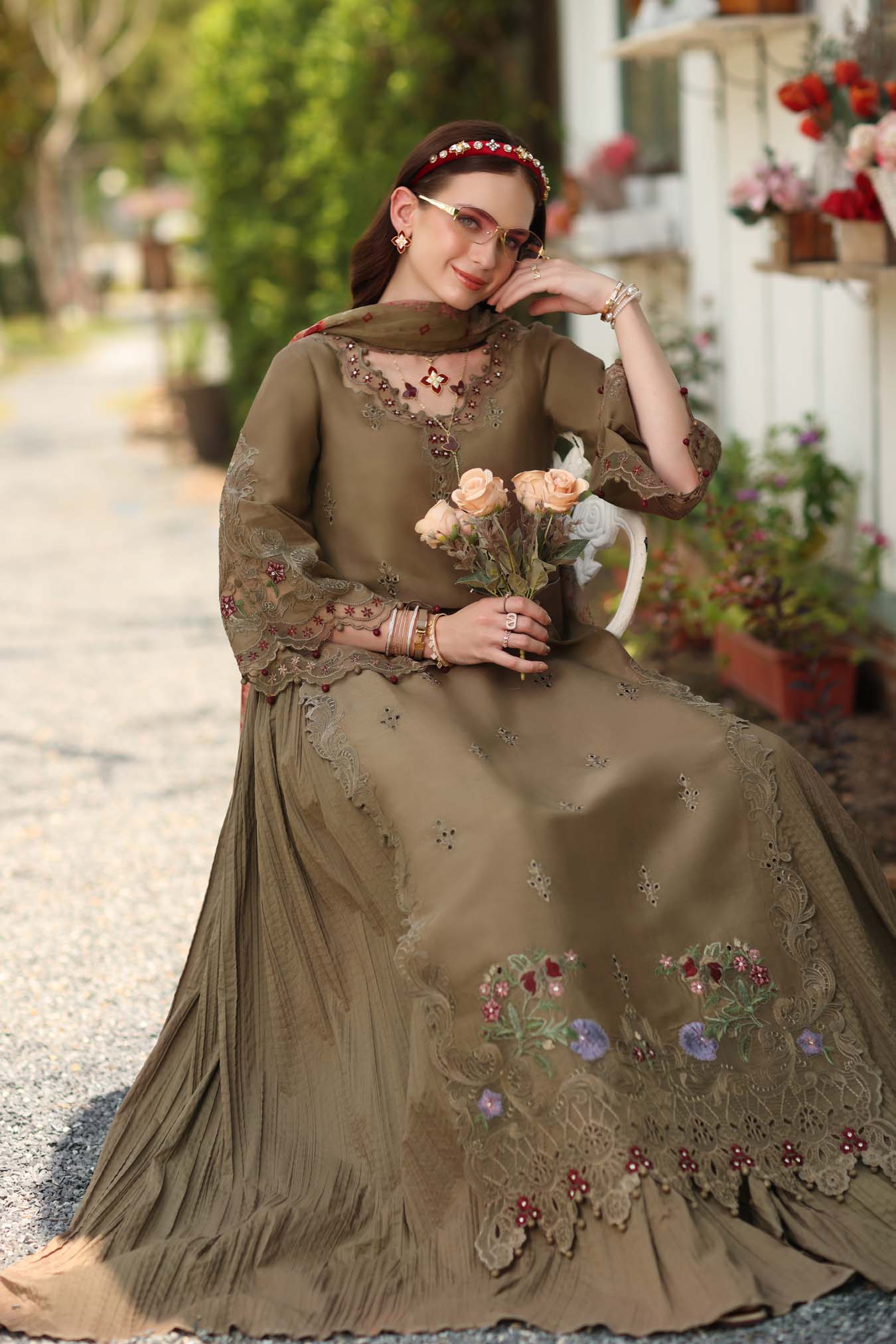 D8 – Mocha Sienna