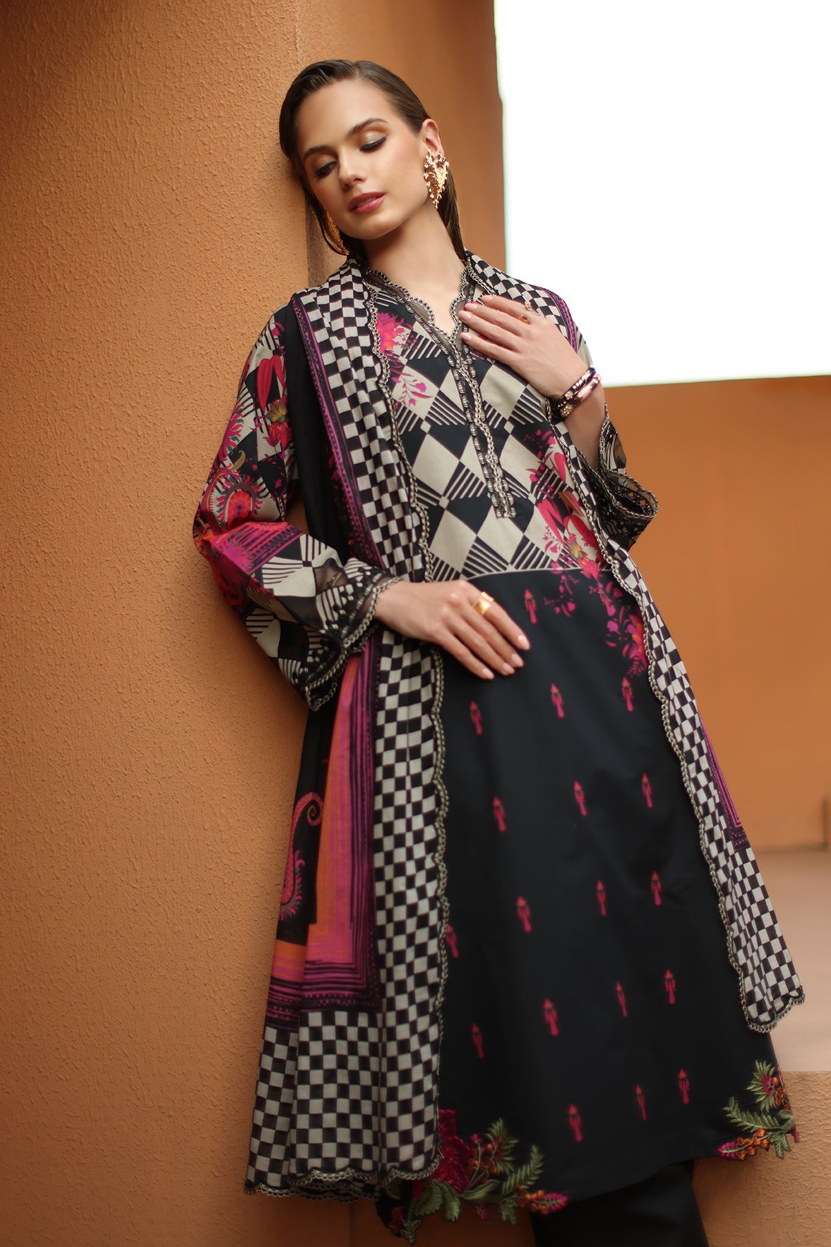 3-PC Unstitched Embroidered   Lawn  SLC27-10