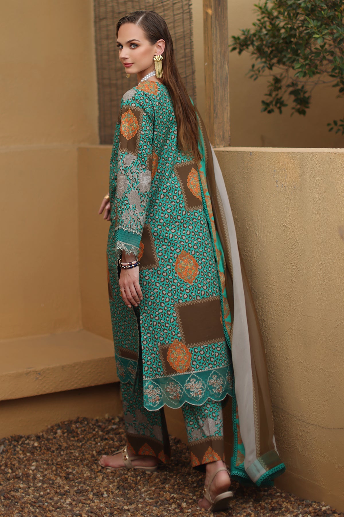 3-PC Unstitched Embroidered Lawn Collection CC6-009