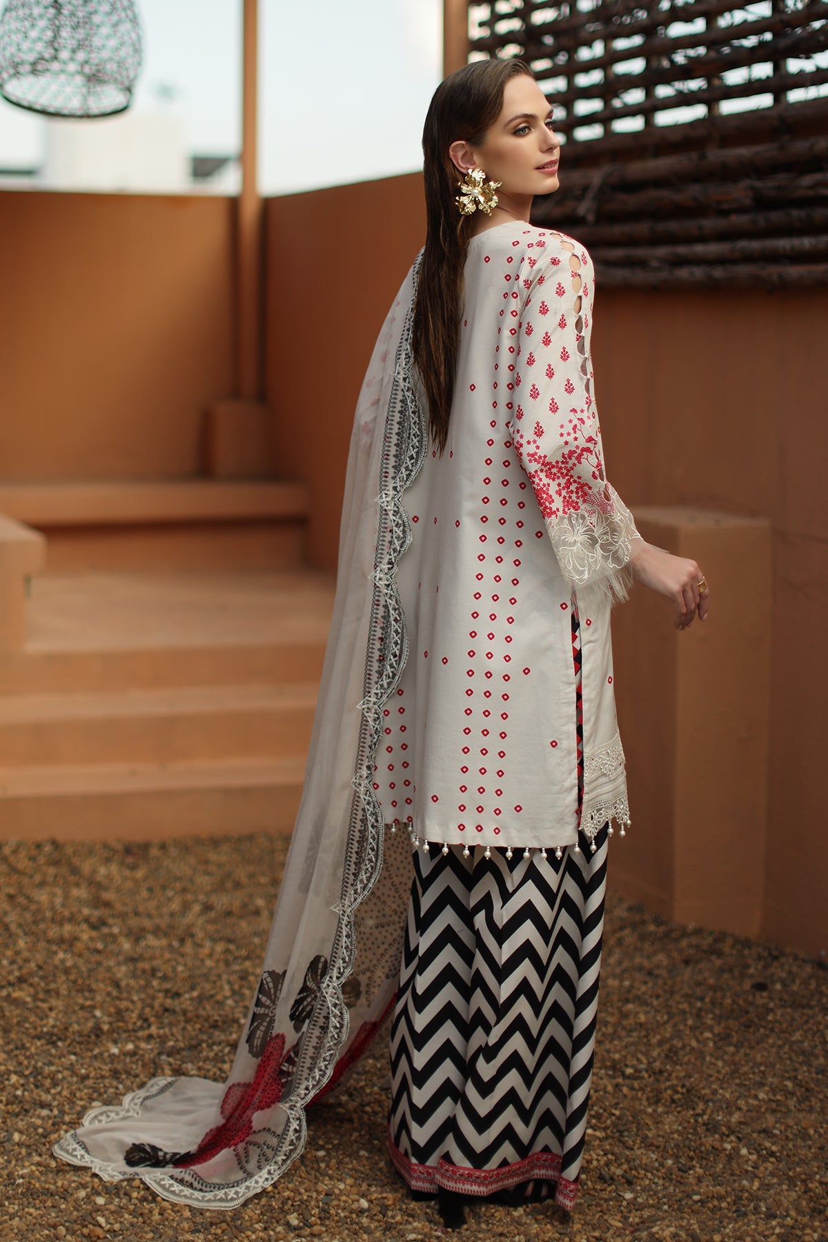 3-PC Unstitched Embroidered  Lawn  SLC27-07
