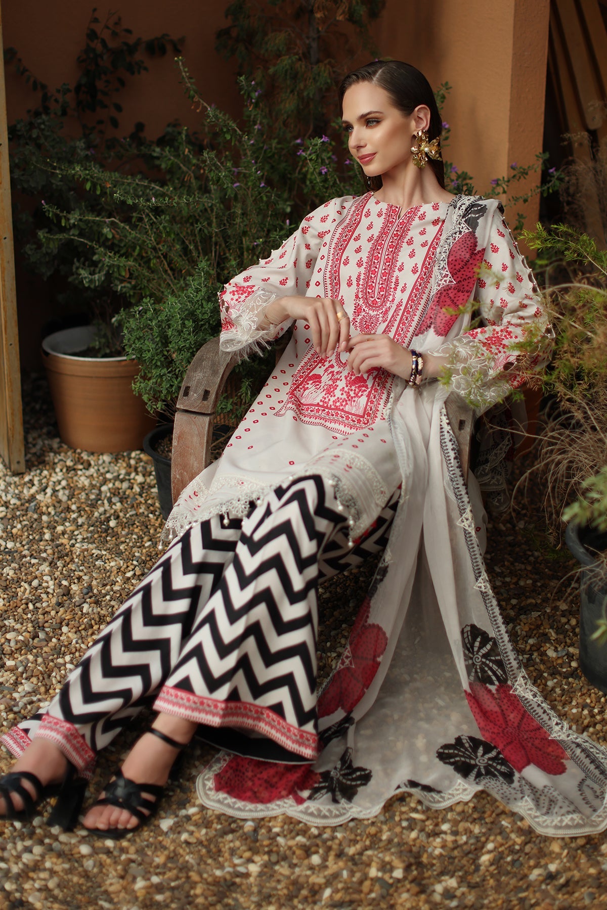 3-PC Unstitched Embroidered  Lawn  SLC27-07