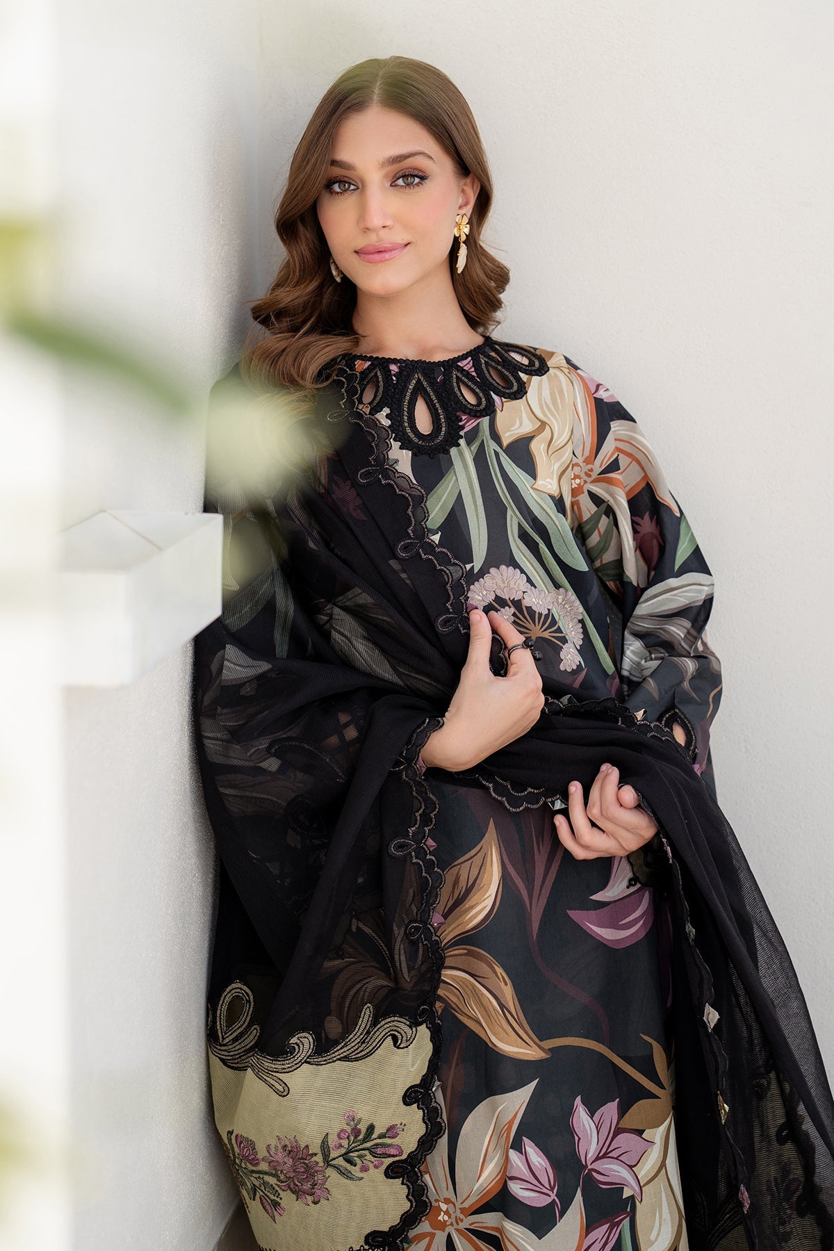 EMBROIDERED PRINTED LAWN UF-4090