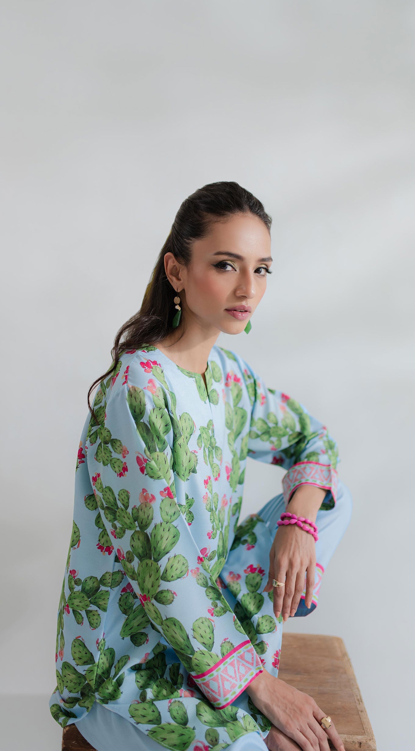 https://cdn.shopify.com/s/files/1/0654/4313/5706/files/29_d336a350-8256-4604-ba4f-490703aa47c0.jpg?v=1726042702