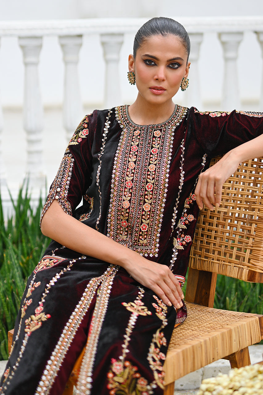 https://cdn.shopify.com/s/files/1/0588/3661/5221/products/2ASMCAMPAIGN-13.jpg?v=1694592273